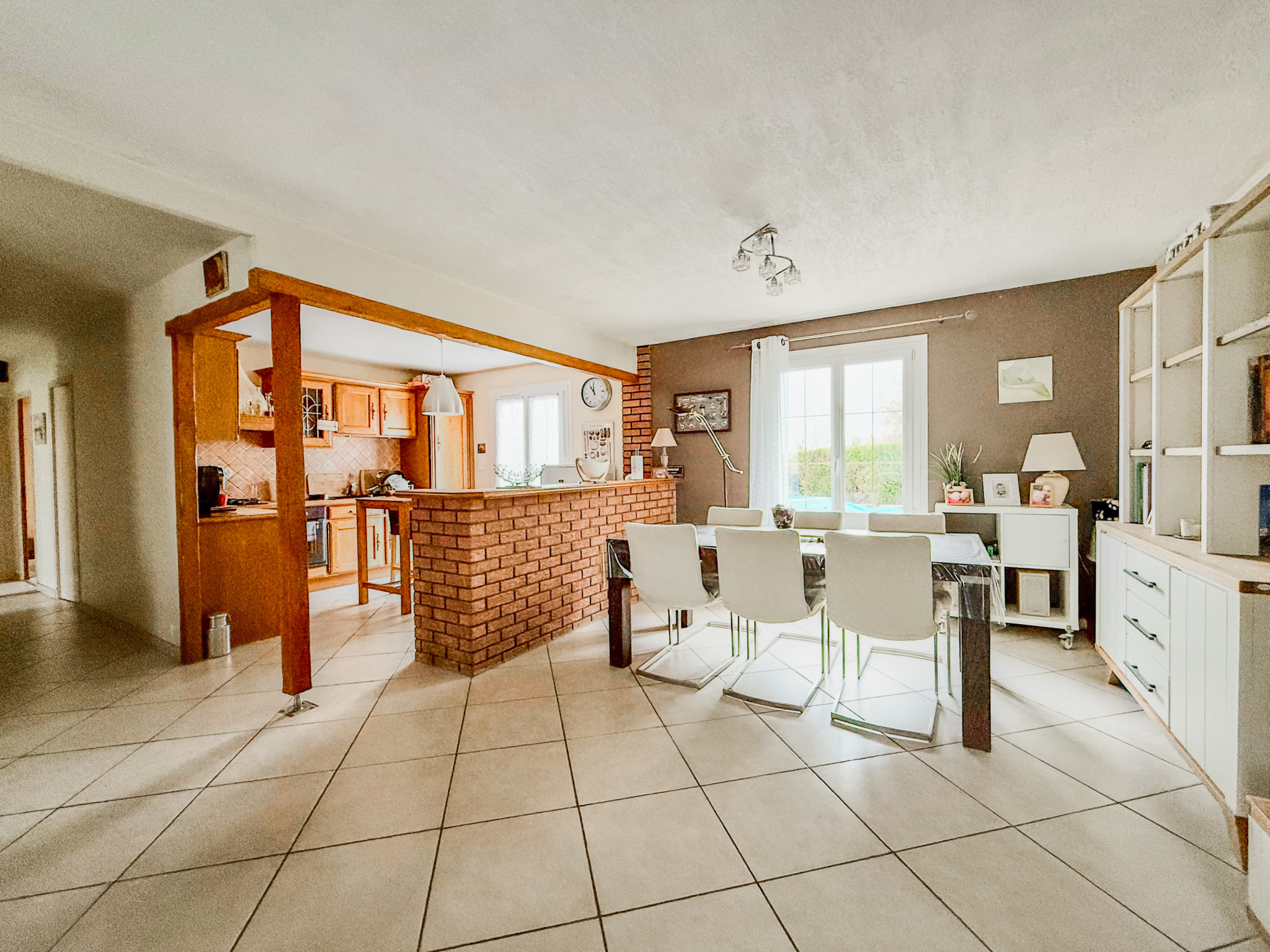 Immo80 – L'immobilier à Amiens et dans la Somme-MARGNY-AUX-CERISES – PAVILLON INDIVIDUEL – 4 CHAMBRES – AUTONOMIE DE PLAIN PIED – SOUS SOL COMPLET – GARAGE –