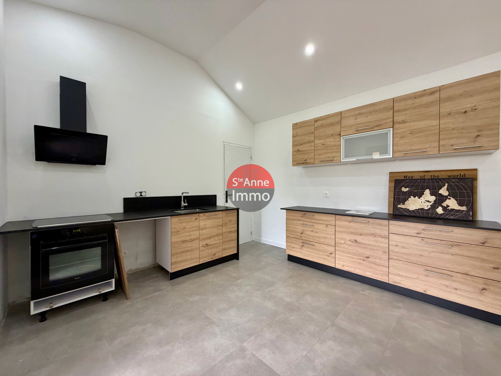 Immo80 – L'immobilier à Amiens et dans la Somme-MIRAUMONT – MAISON INDIVIDUELLE DE PLAIN PIED – 80m2 – 2 CHAMBRES – JARDIN – GARAGE