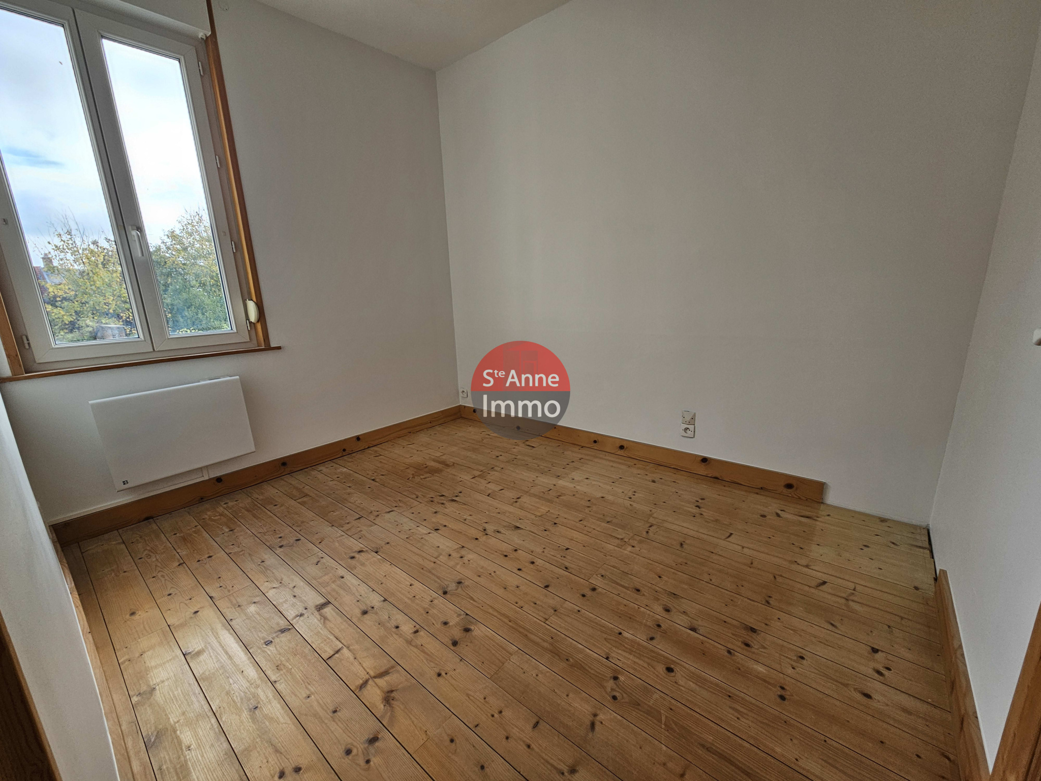 Immo80 – L'immobilier à Amiens et dans la Somme-Amiens Sainte Anne à 5min gare – Amienoise de 85 m2 avec cour