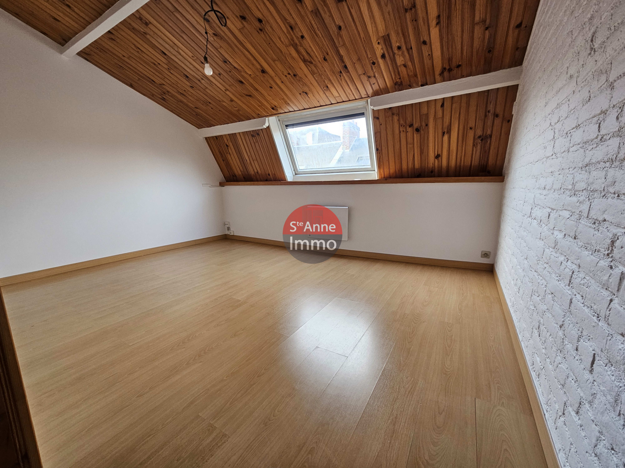 Immo80 – L'immobilier à Amiens et dans la Somme-Amiens Sainte Anne à 5min gare – Amienoise de 85 m2 avec cour