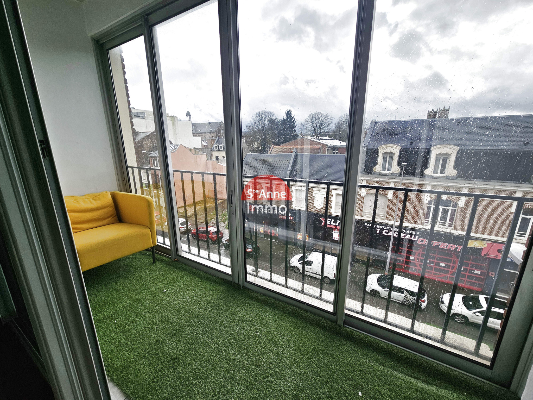 Immo80 – L'immobilier à Amiens et dans la Somme-AMIENS – 200M DE LA GARE – APPARTEMENT F3 AVEC BALCON – GARAGE