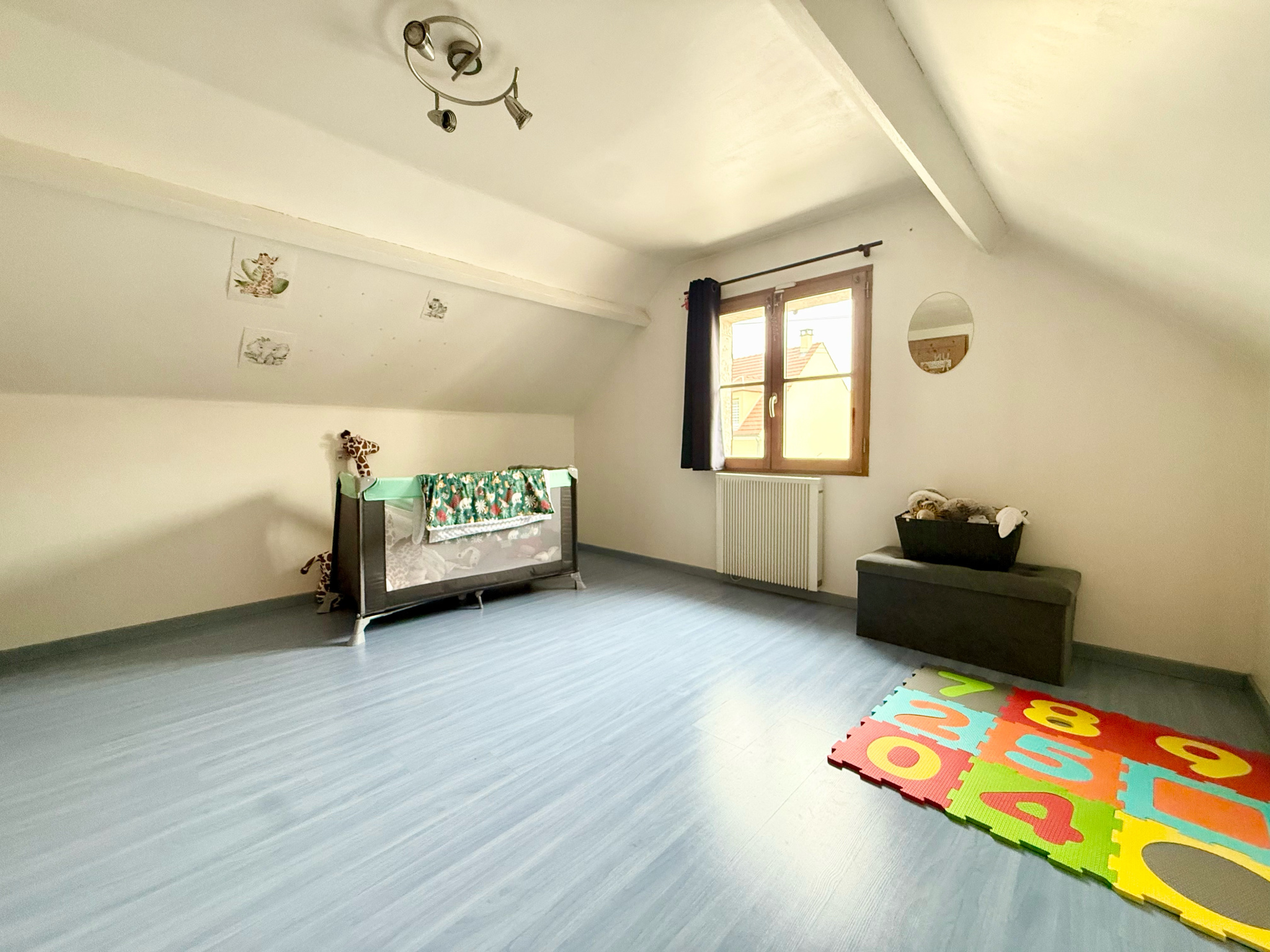 Immo80 – L'immobilier à Amiens et dans la Somme-ROLLOT – MAISON INDIVIDUELLE – 3 CHAMBRES – COUR – JARDIN – GARAGE