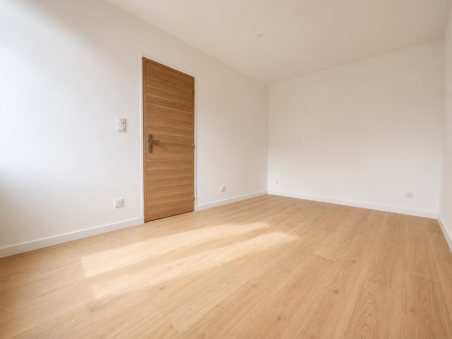 Immo80 – L'immobilier à Amiens et dans la Somme-AMIENS – QUARTIER SAINT ACHEUL – AMIENOISE – 3 CHAMBRES – VIVABLE DE PLAIN PIED – COUR – JARDIN