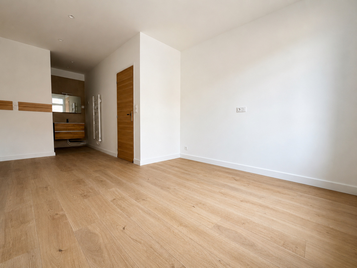 Immo80 – L'immobilier à Amiens et dans la Somme-AMIENS – QUARTIER SAINT ACHEUL – AMIENOISE – 3 CHAMBRES – VIVABLE DE PLAIN PIED – COUR – JARDIN