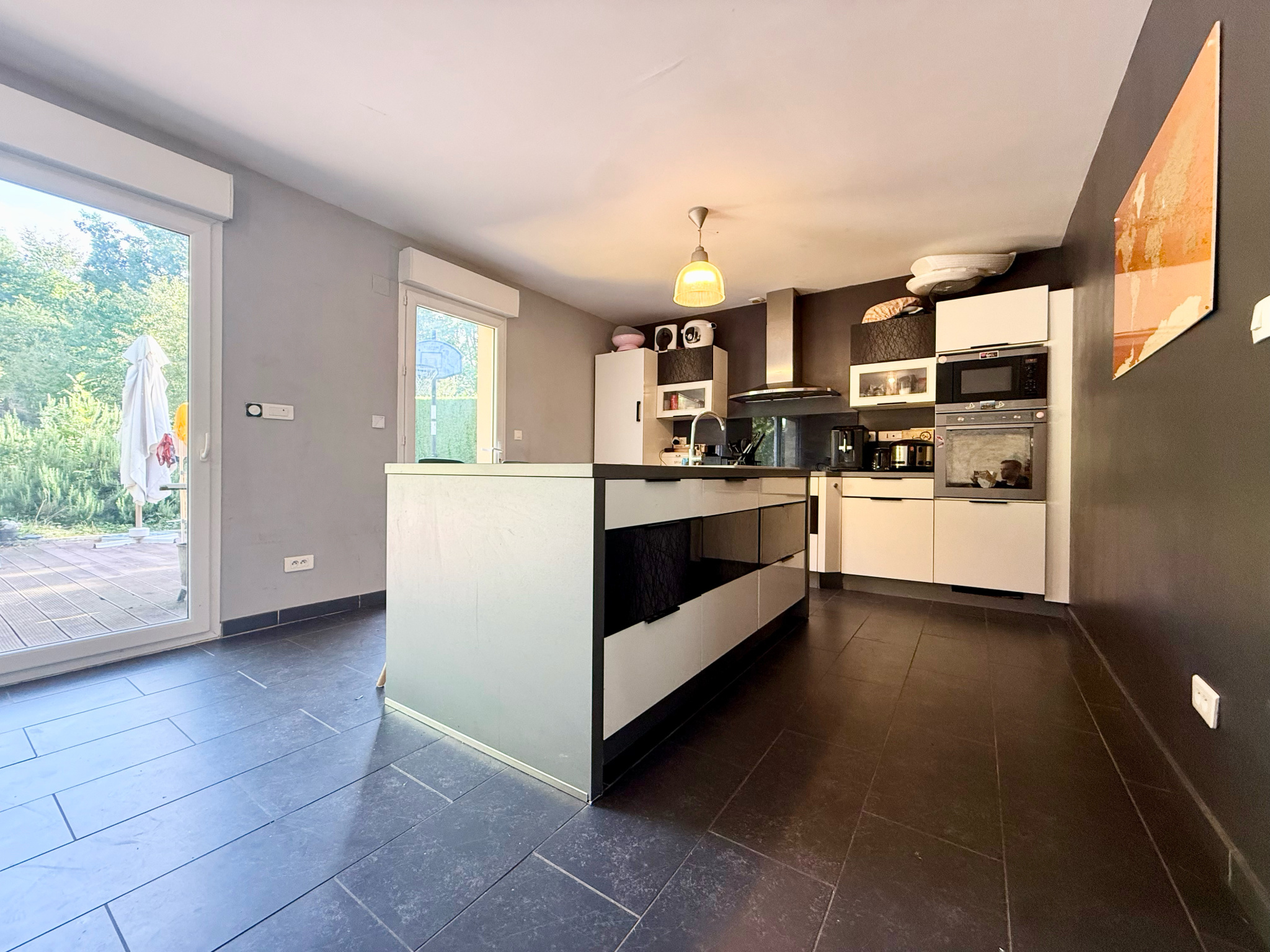 Immo80 – L'immobilier à Amiens et dans la Somme-GRATIBUS – PAVILLON INDIVIDUEL – 5 CHAMBRES – JARDIN – GARAGE