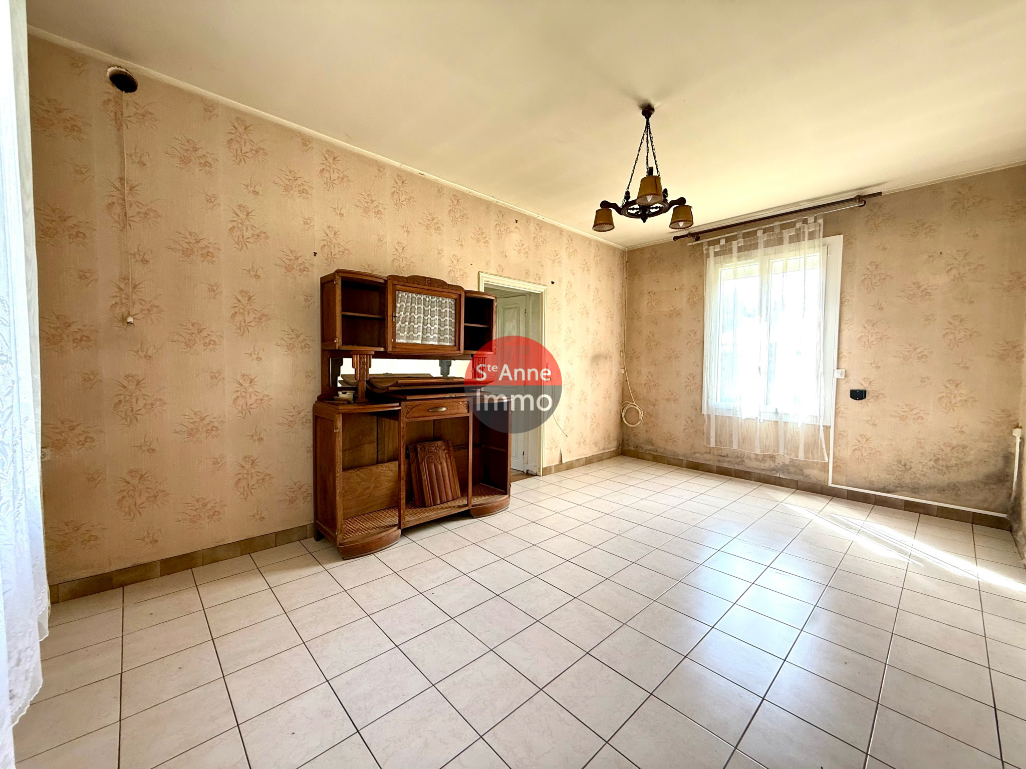 Immo80 – L'immobilier à Amiens et dans la Somme-HANGEST-EN-SANTERRE – MAISON INDIVIDUELLE – 2 CHAMBRES – HANGAR 120m2 – JARDIN