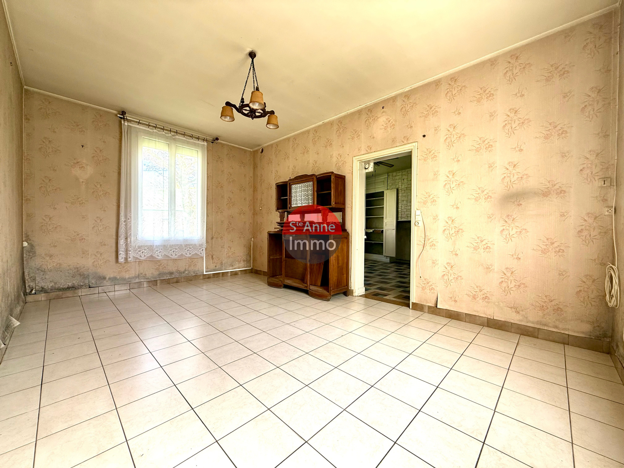 Immo80 – L'immobilier à Amiens et dans la Somme-HANGEST-EN-SANTERRE – MAISON INDIVIDUELLE – 2 CHAMBRES – HANGAR 120m2 – JARDIN