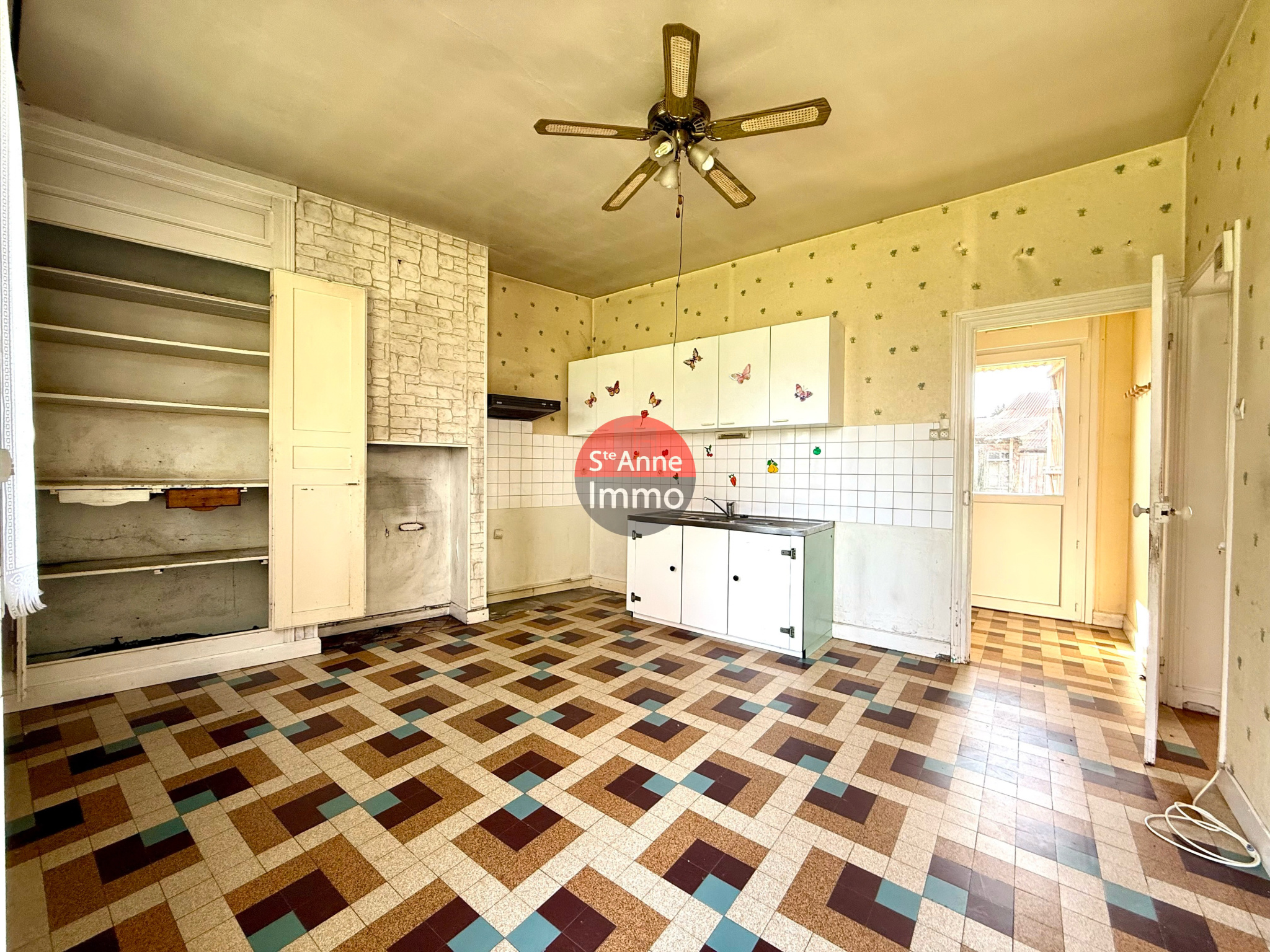 Immo80 – L'immobilier à Amiens et dans la Somme-HANGEST-EN-SANTERRE – MAISON INDIVIDUELLE – 2 CHAMBRES – HANGAR 120m2 – JARDIN