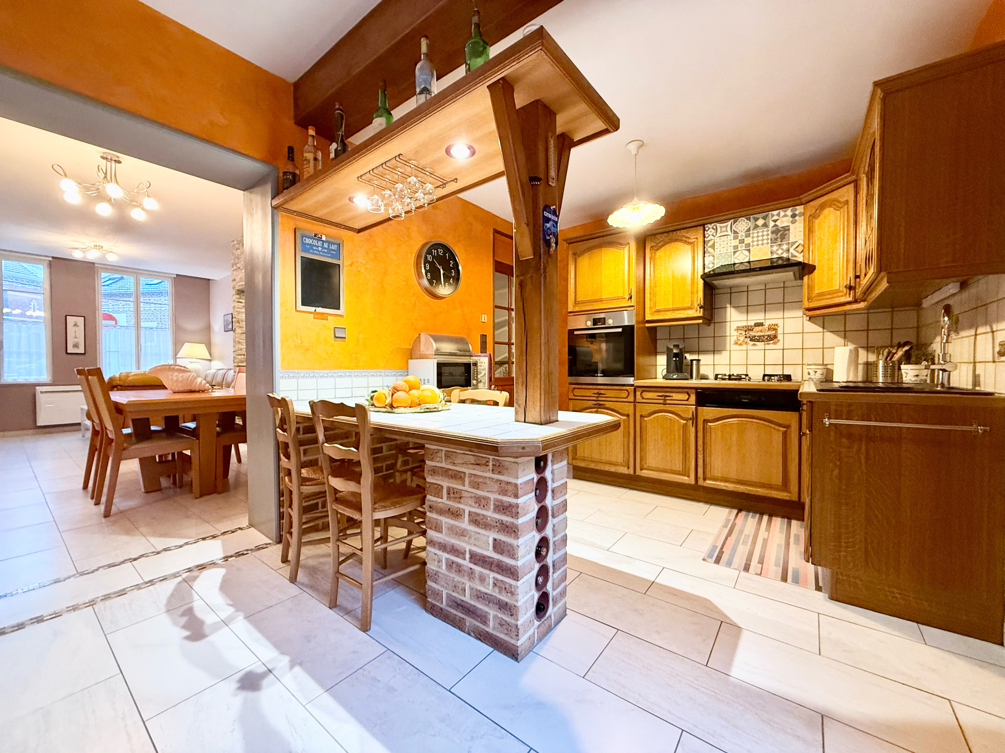 Immo80 – L'immobilier à Amiens et dans la Somme-AMIENS – QUARTIER SAINT ACHEUL – 3 CHAMBRES – 1 BUREAU – COUR – CAVE