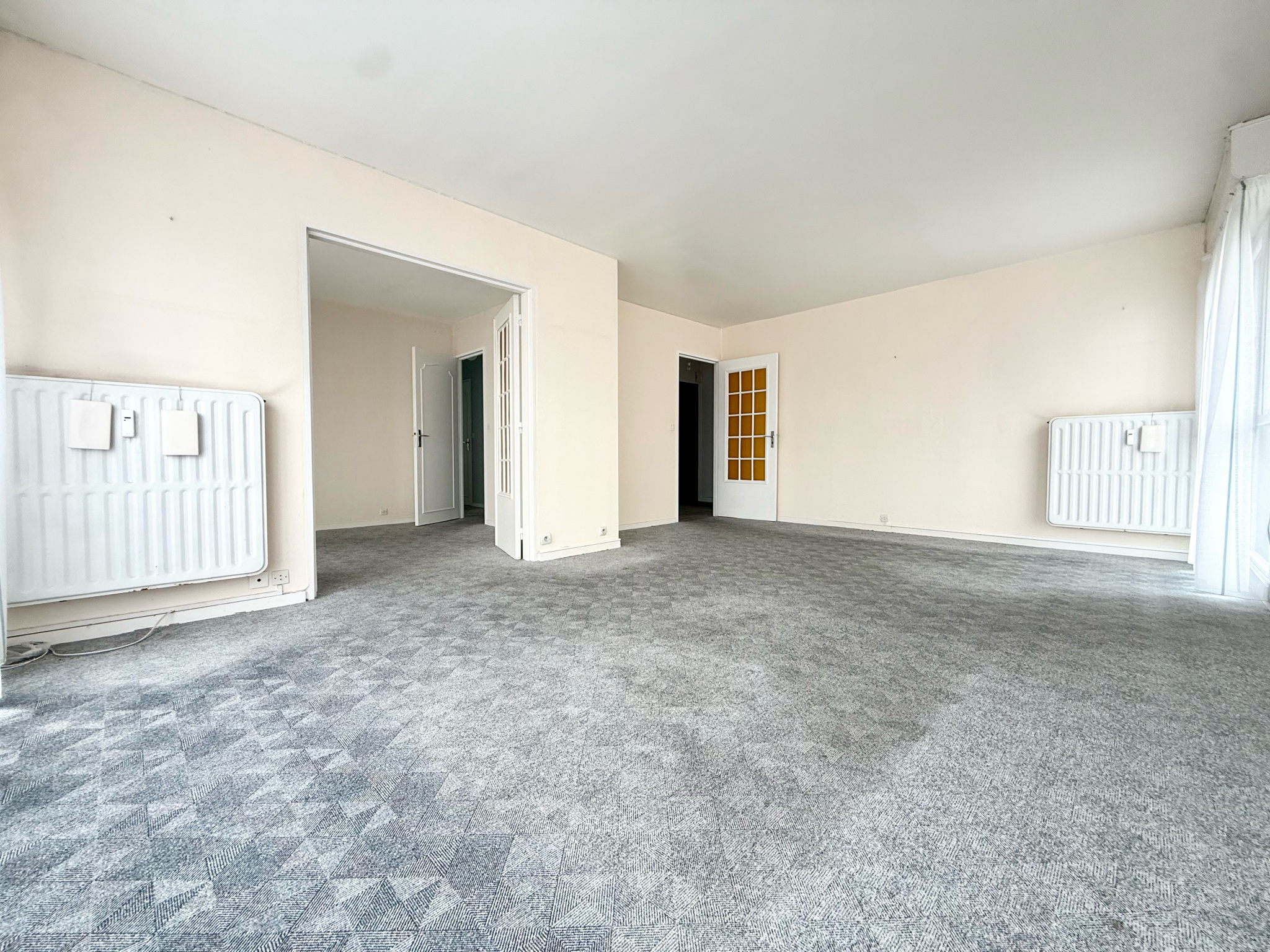 Immo80 – L'immobilier à Amiens et dans la Somme-AMIENS – QUARTIER VAL D&rsquo;AVRE – APPARTEMENT T4 – RÉSIDENCE SECURISÉE – CAVE PRIVATIVE