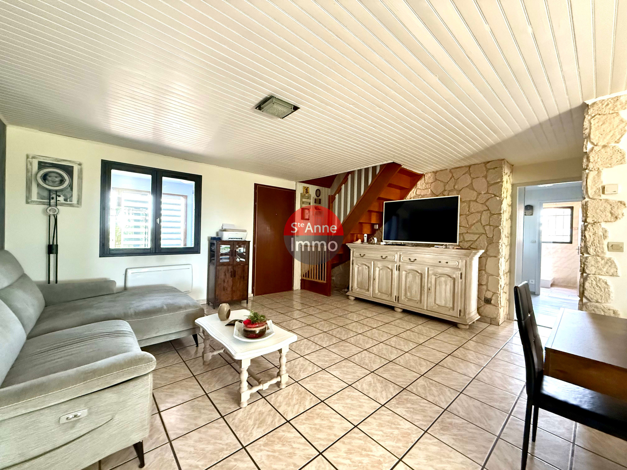 Immo80 – L'immobilier à Amiens et dans la Somme-GRUNY – PAVILLON INDIVIDUEL – 5 CHAMBRES – AUTONOMIE DE PLAIN PIED – GARAGE – JARDIN – TERRASSE – DEPENDANCE