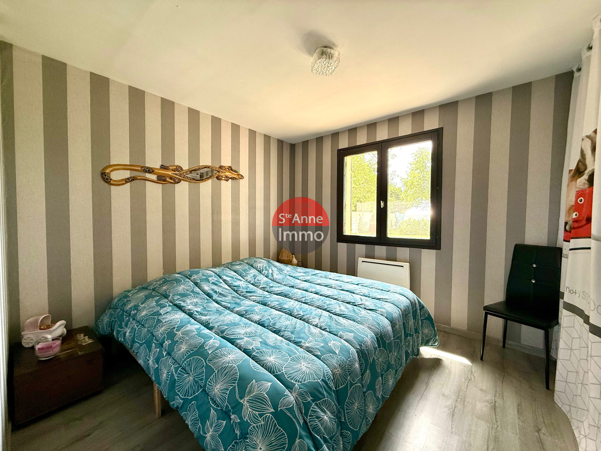 Immo80 – L'immobilier à Amiens et dans la Somme-GRUNY – PAVILLON INDIVIDUEL – 5 CHAMBRES – AUTONOMIE DE PLAIN PIED – GARAGE – JARDIN – TERRASSE – DEPENDANCE
