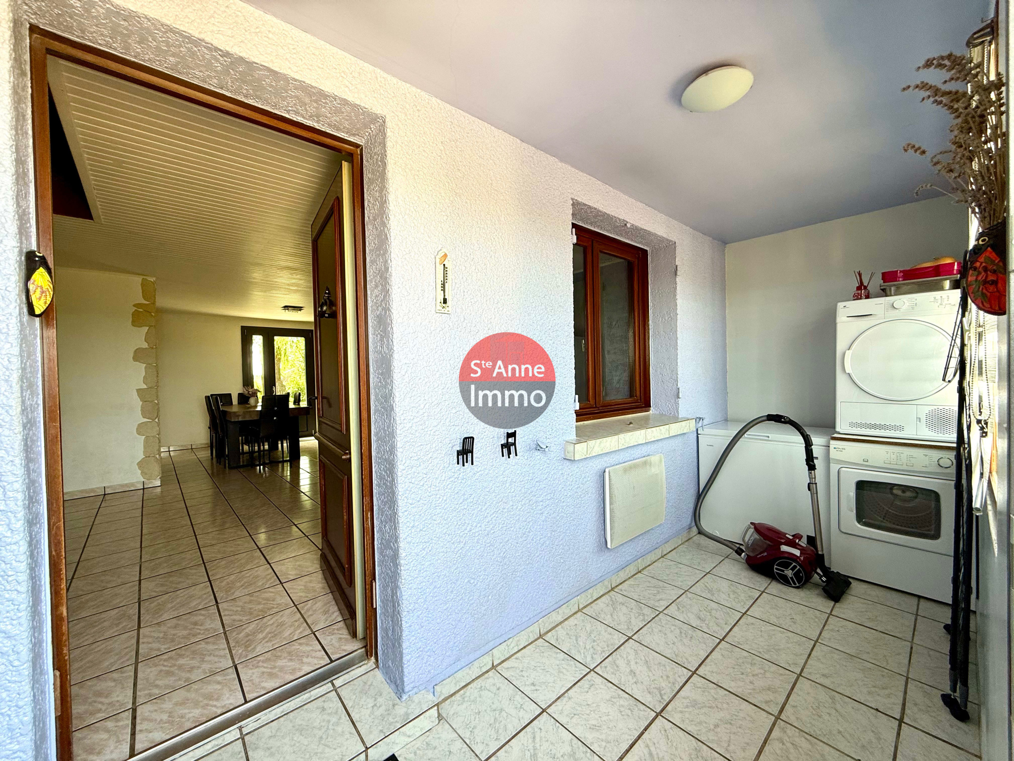 Immo80 – L'immobilier à Amiens et dans la Somme-GRUNY – PAVILLON INDIVIDUEL – 5 CHAMBRES – AUTONOMIE DE PLAIN PIED – GARAGE – JARDIN – TERRASSE – DEPENDANCE