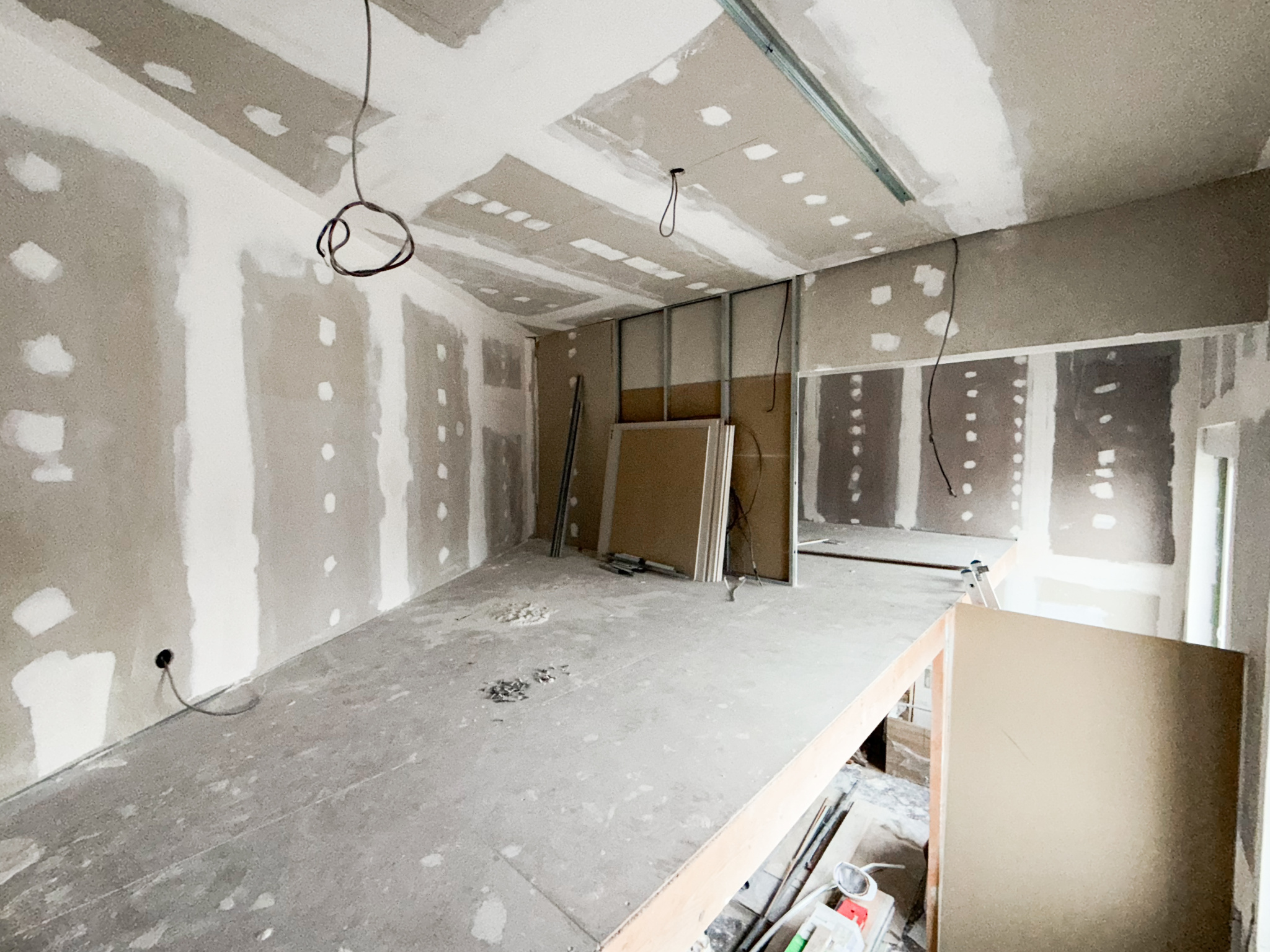 Immo80 – L'immobilier à Amiens et dans la Somme-IMMEUBLE DE RAPPORT – 14 LOTS – ROYE – TRAVAUX