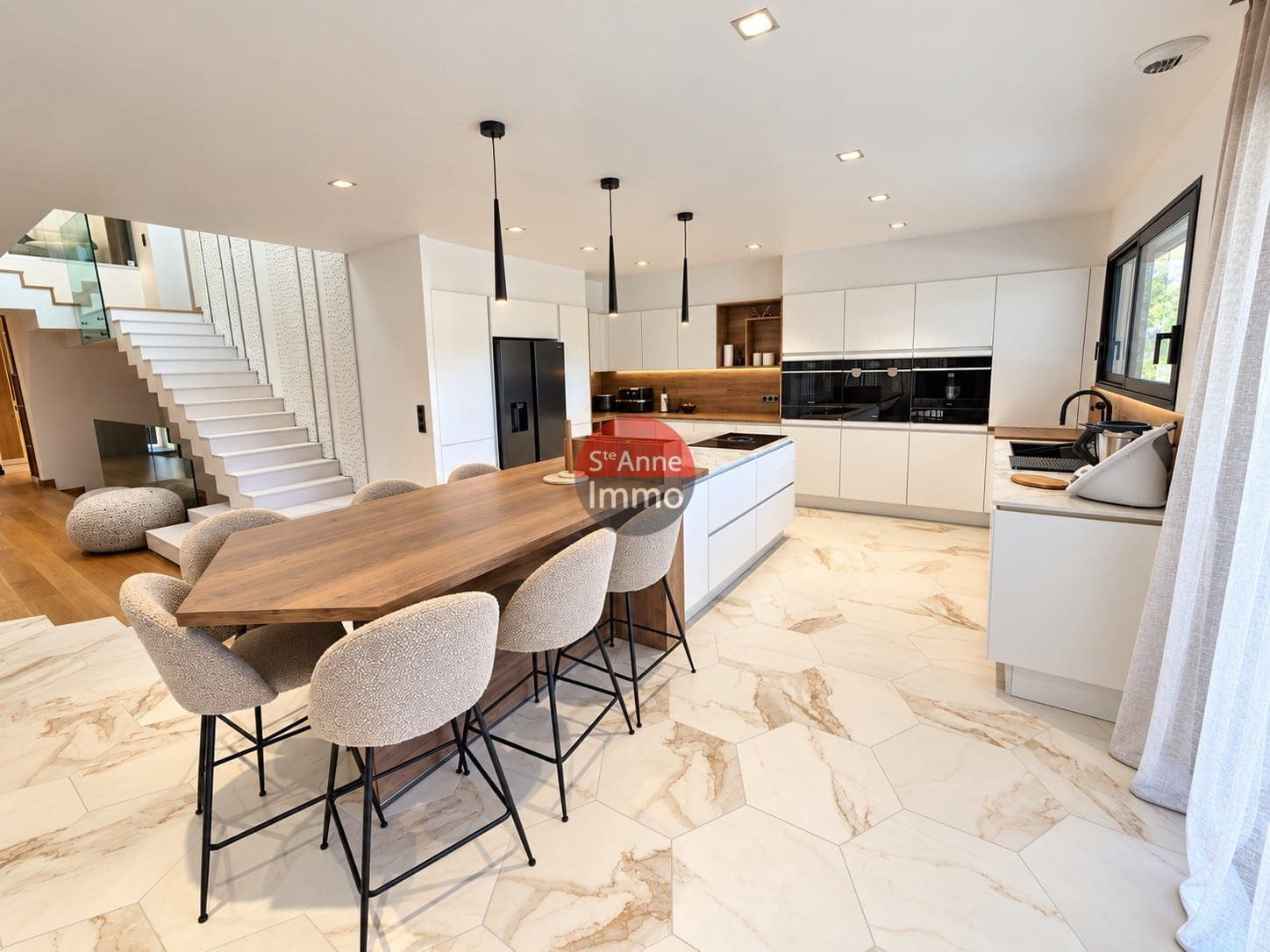 Immo80 – L'immobilier à Amiens et dans la Somme-AMIENS -HENRIVILLE A 5MIN DU CENTRE VILLE –  MAISON CONTEMPORAINE D&rsquo;EXCEPTION DE 278 M2 AVEC PISCINE