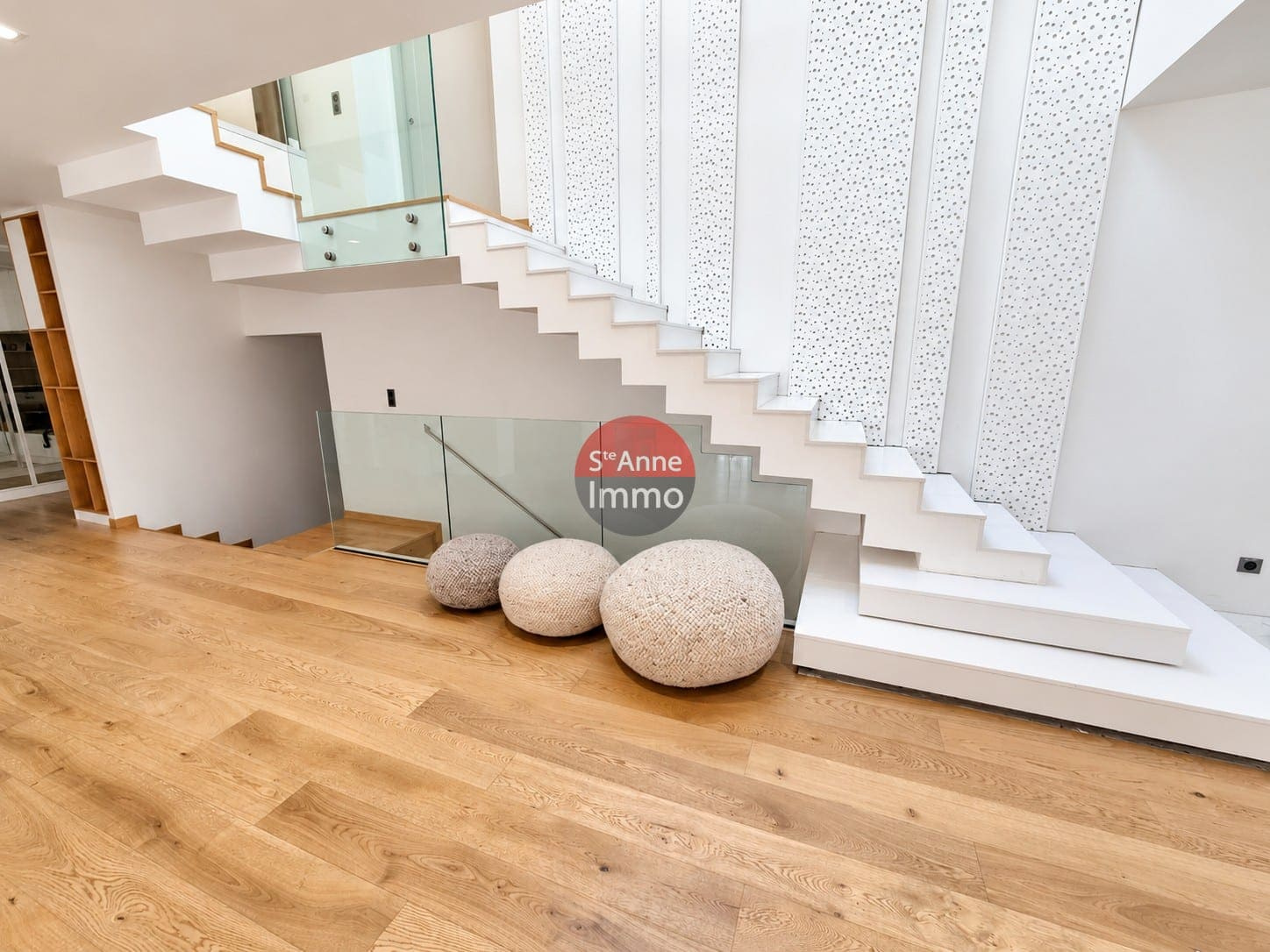 Immo80 – L'immobilier à Amiens et dans la Somme-AMIENS -HENRIVILLE A 5MIN DU CENTRE VILLE –  MAISON CONTEMPORAINE D&rsquo;EXCEPTION DE 278 M2 AVEC PISCINE