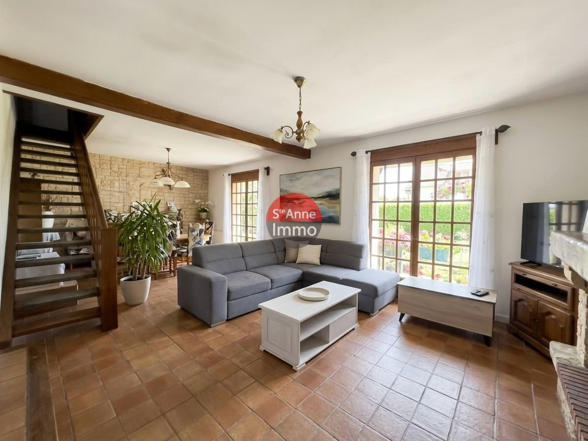 Immo80 – L'immobilier à Amiens et dans la Somme-ROSIERES-EN-SANTERRE – PAVILLON INDIVIDUELLE – 3 CHAMBRES – GARAGE – JARDIN