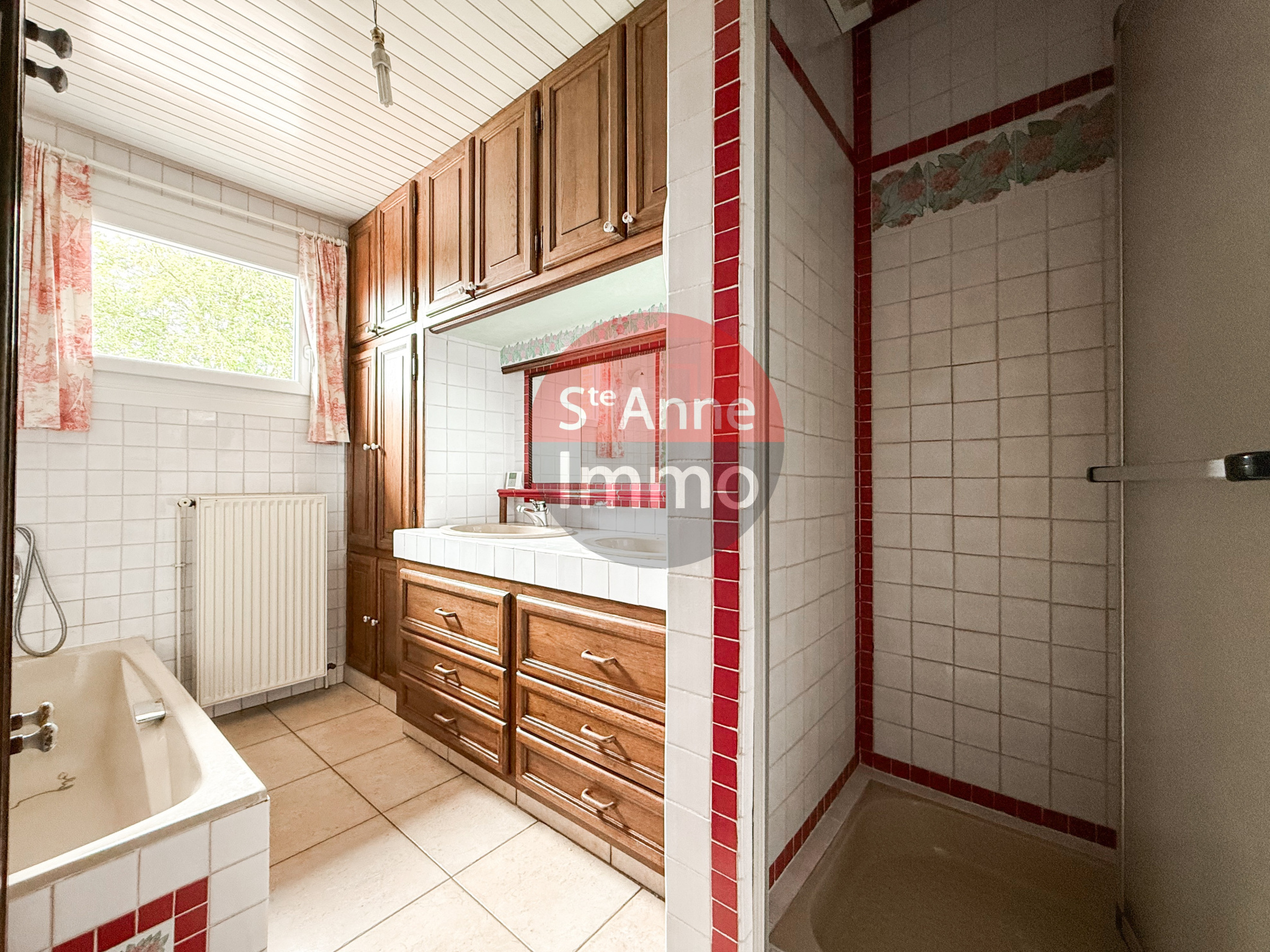 Immo80 – L'immobilier à Amiens et dans la Somme-VILLERS-LES-ROYE – MAISON INDIVIDUELLE – 175m2 – AUTONOMIE DE PLAIN PIED – 4 CHAMBRES – 1 BUREAU – SOUS SOL CO