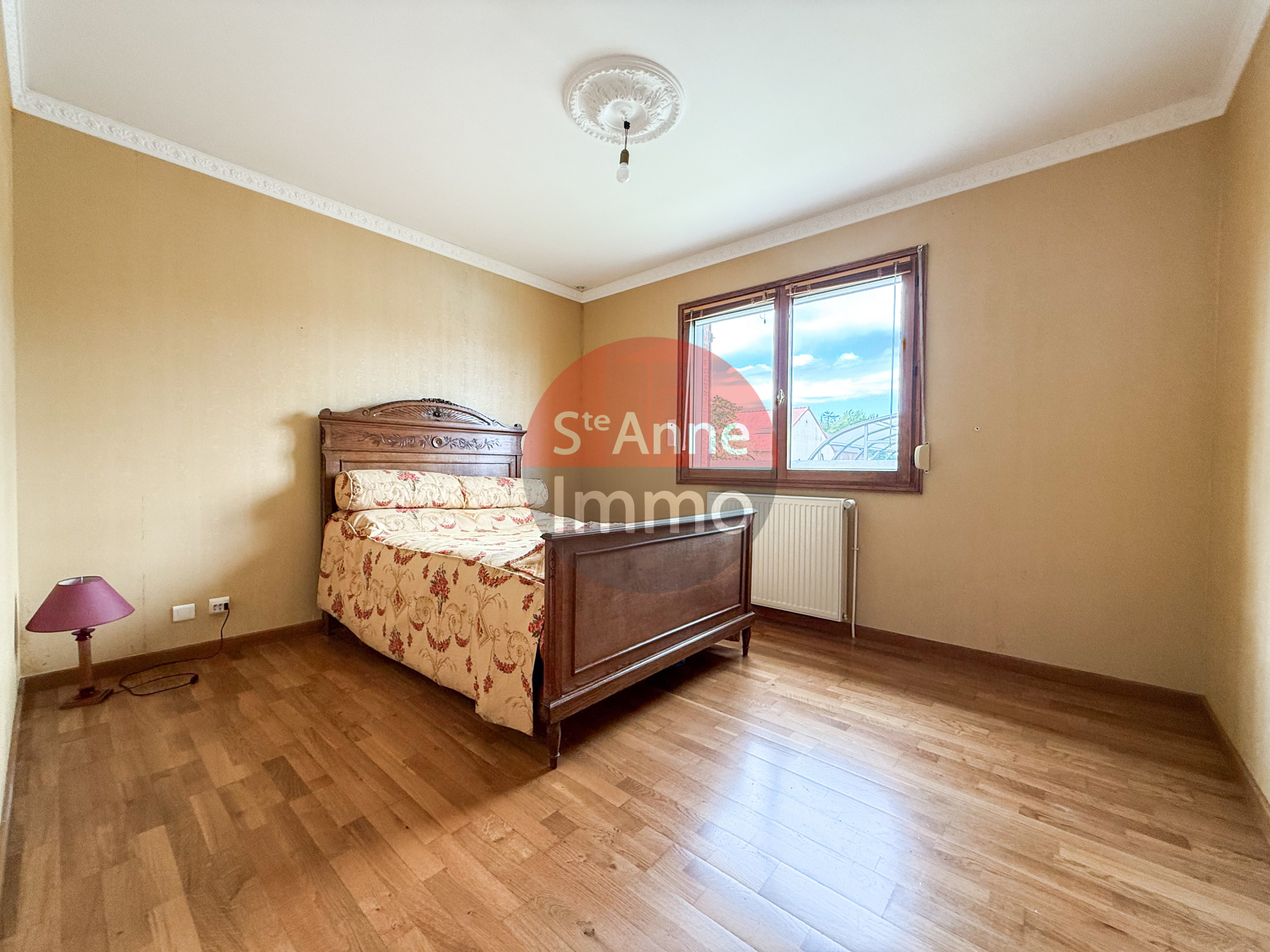 Immo80 – L'immobilier à Amiens et dans la Somme-VILLERS-LES-ROYE – MAISON INDIVIDUELLE – 175m2 – AUTONOMIE DE PLAIN PIED – 4 CHAMBRES – 1 BUREAU – SOUS SOL CO
