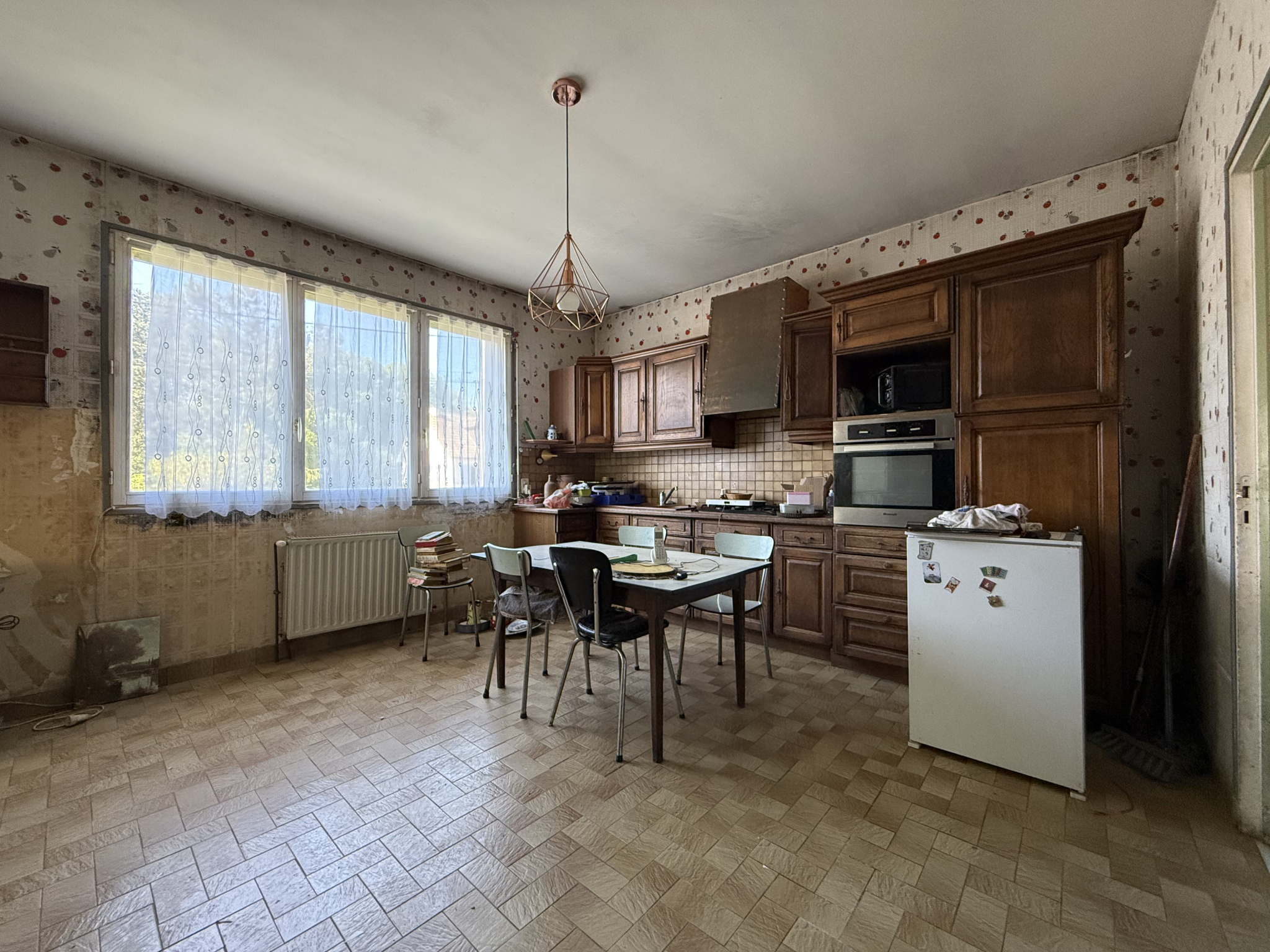Immo80 – L'immobilier à Amiens et dans la Somme-LOEUILLY – PAVILLON INDIVIDUEL ELEVEE SUR SOUS SOL COMPLET AVEC ETAGE – JARDIN