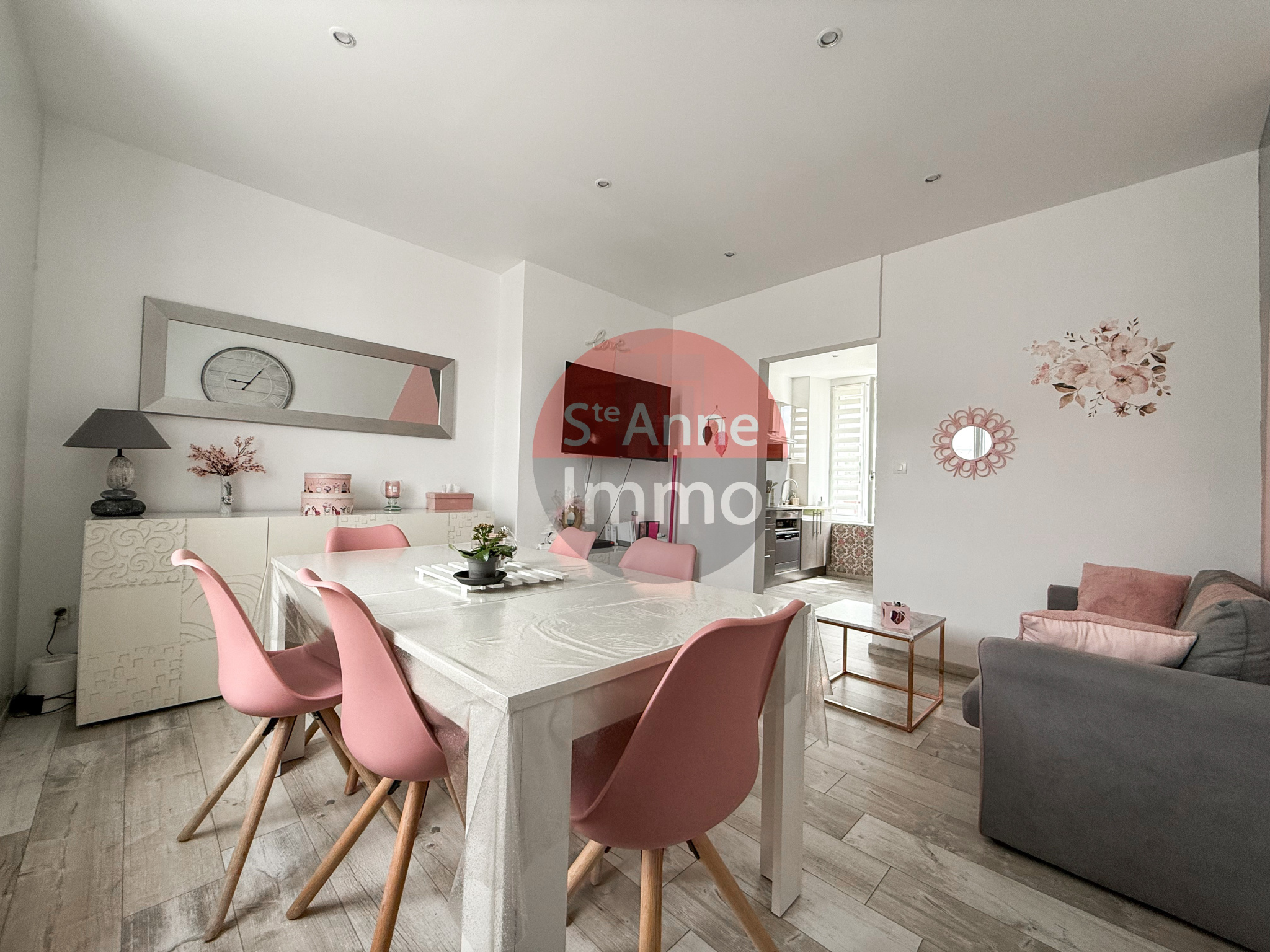 Immo80 – L'immobilier à Amiens et dans la Somme-ROSIERES-EN-SANTERRE – MAISON SEMI-MITOYENNE – 2 CHAMBRES – CAVE – GARAGE