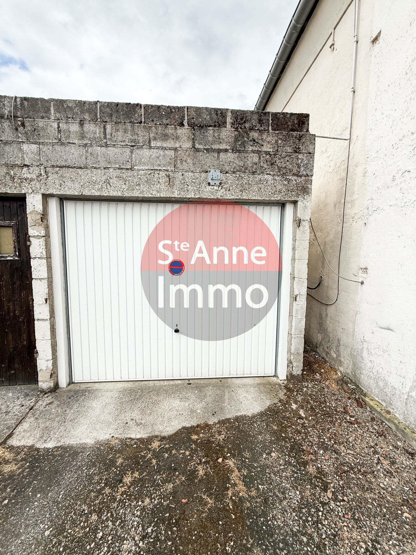 Immo80 – L'immobilier à Amiens et dans la Somme-ROSIERES-EN-SANTERRE – MAISON SEMI-MITOYENNE – 2 CHAMBRES – CAVE – GARAGE