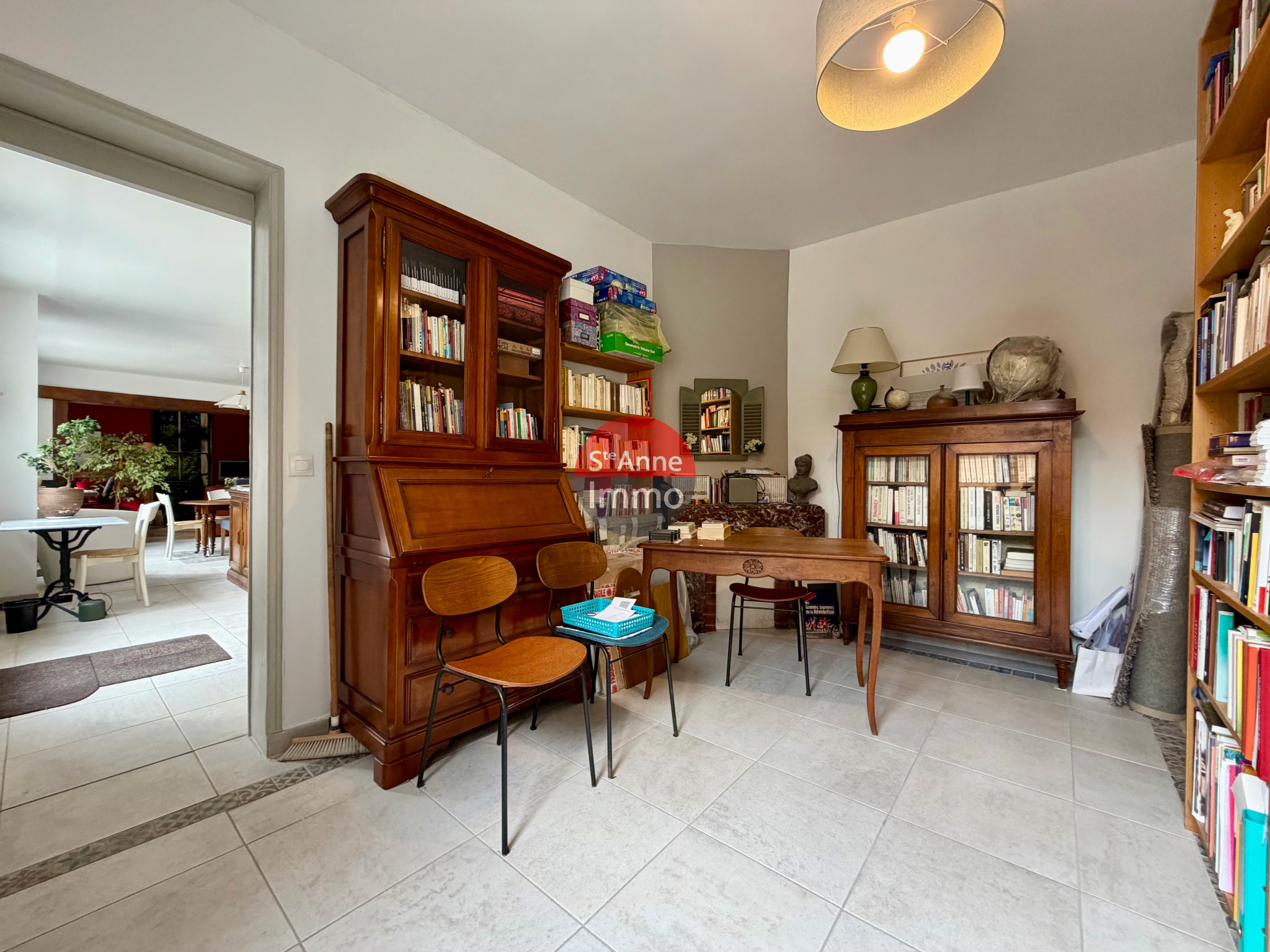 Immo80 – L'immobilier à Amiens et dans la Somme-ALBERT – MAISON MITOYENNE 165m2 – AUTONOMIE DE PLAIN PIED – 5 CHAMBRES – JARDIN – GARAGE – COUR – ATELIER