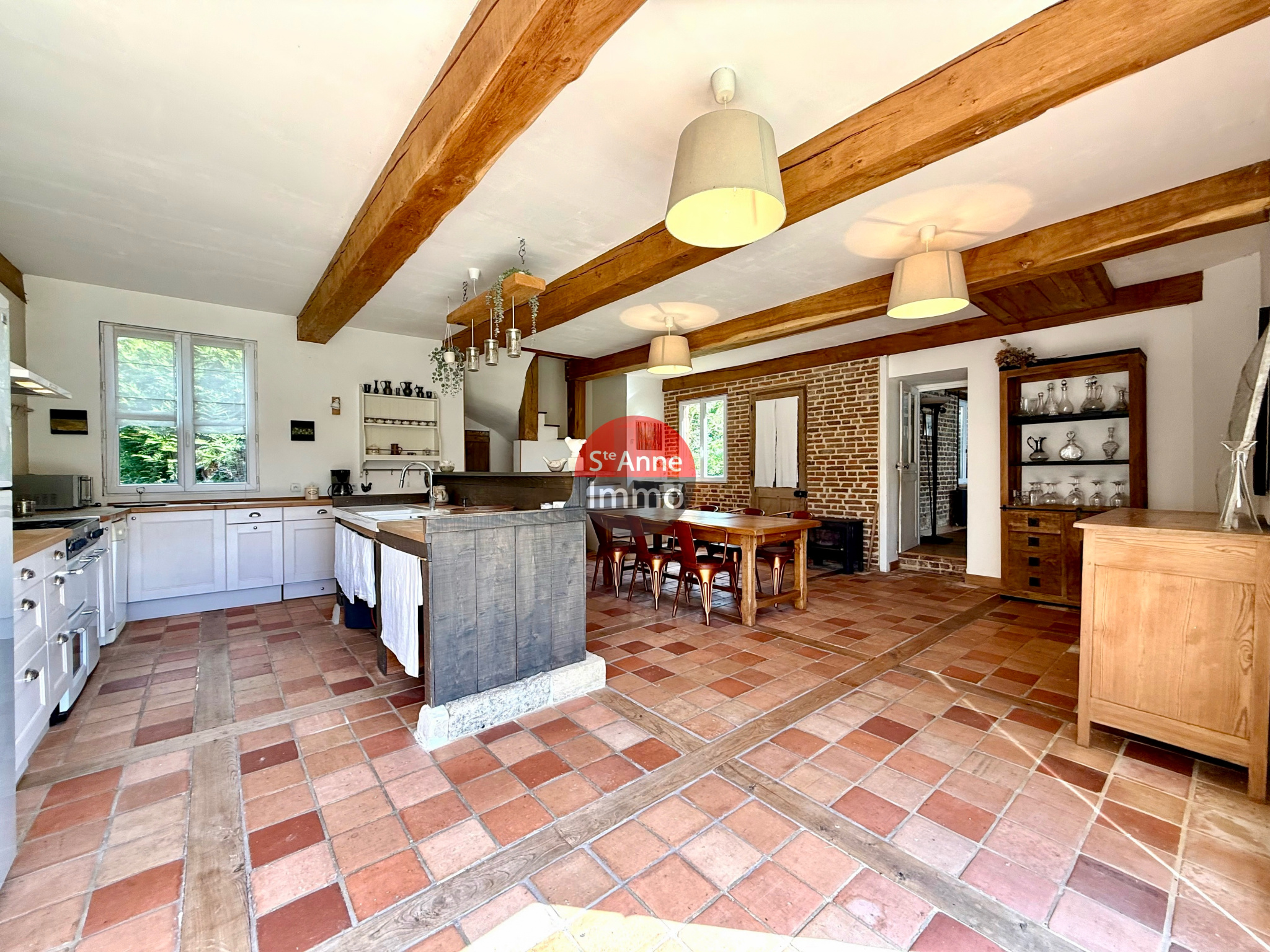 Immo80 – L'immobilier à Amiens et dans la Somme-COULLEMELLE – 190m2 – MAISON INDIVIDUELLE – 5 CHAMBRES – AUTONOMIE DE...