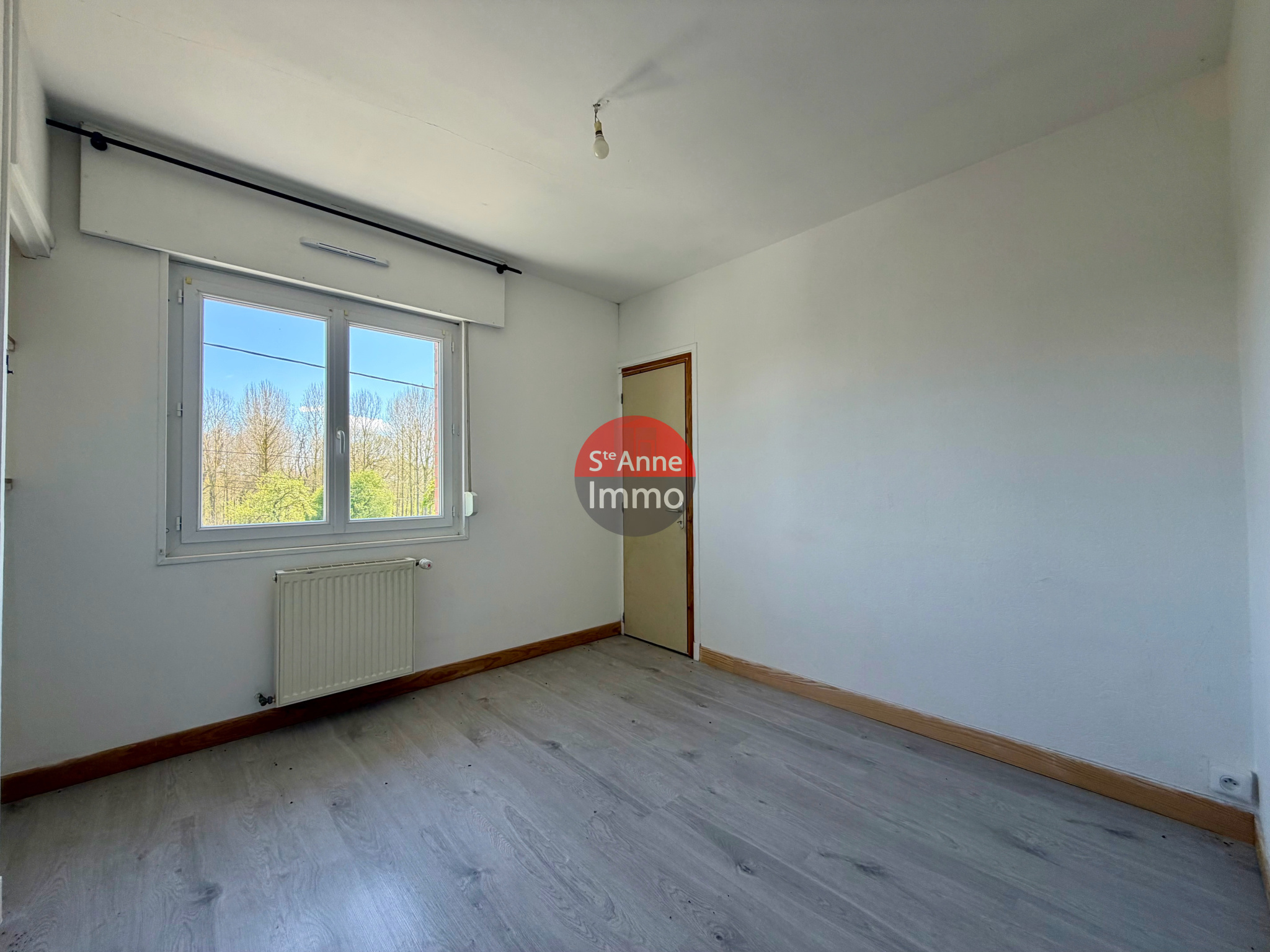 Immo80 – L'immobilier à Amiens et dans la Somme-BUIRE-COURCELLES – MAISON 92 m2 – 4 CHAMBRES – JARDIN – GARAGE