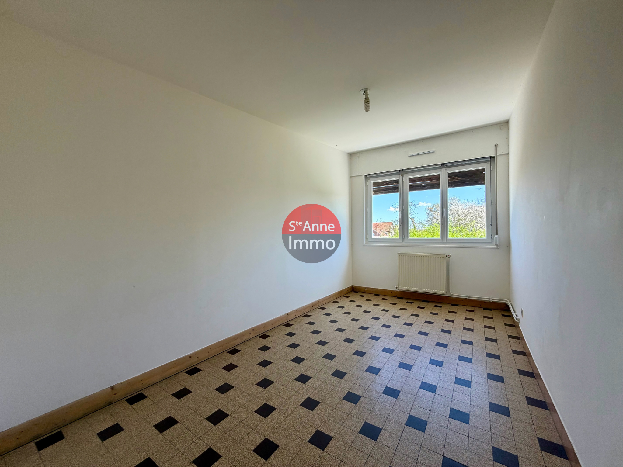 Immo80 – L'immobilier à Amiens et dans la Somme-BUIRE-COURCELLES – MAISON 92 m2 – 4 CHAMBRES – JARDIN – GARAGE