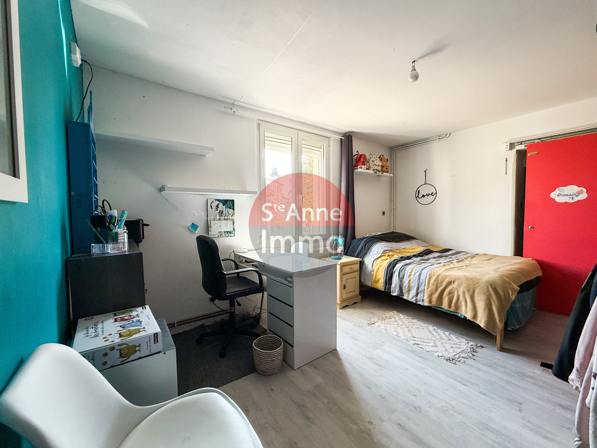 Immo80 – L'immobilier à Amiens et dans la Somme-MONTIDIDIER – MAISON SEMI-MITOYENNE – 3 CHAMBRES – JARDIN – TERRASSE – CAVE – DOUBLE GARAGE – DEPENDANCE