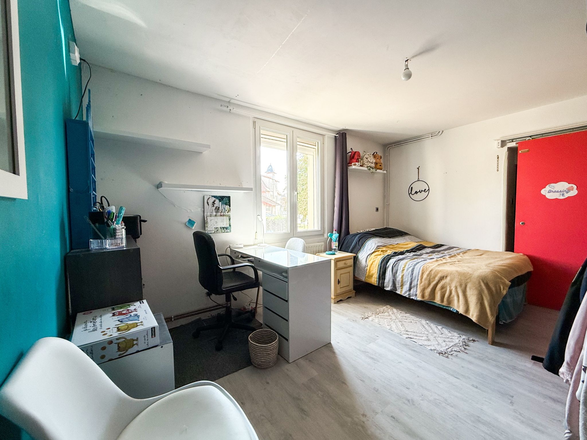 Immo80 – L'immobilier à Amiens et dans la Somme-MONTIDIDIER – MAISON SEMI-MITOYENNE – 3 CHAMBRES – JARDIN – TERRASSE – CAVE – DOUBLE GARAGE – DEPENDANCE
