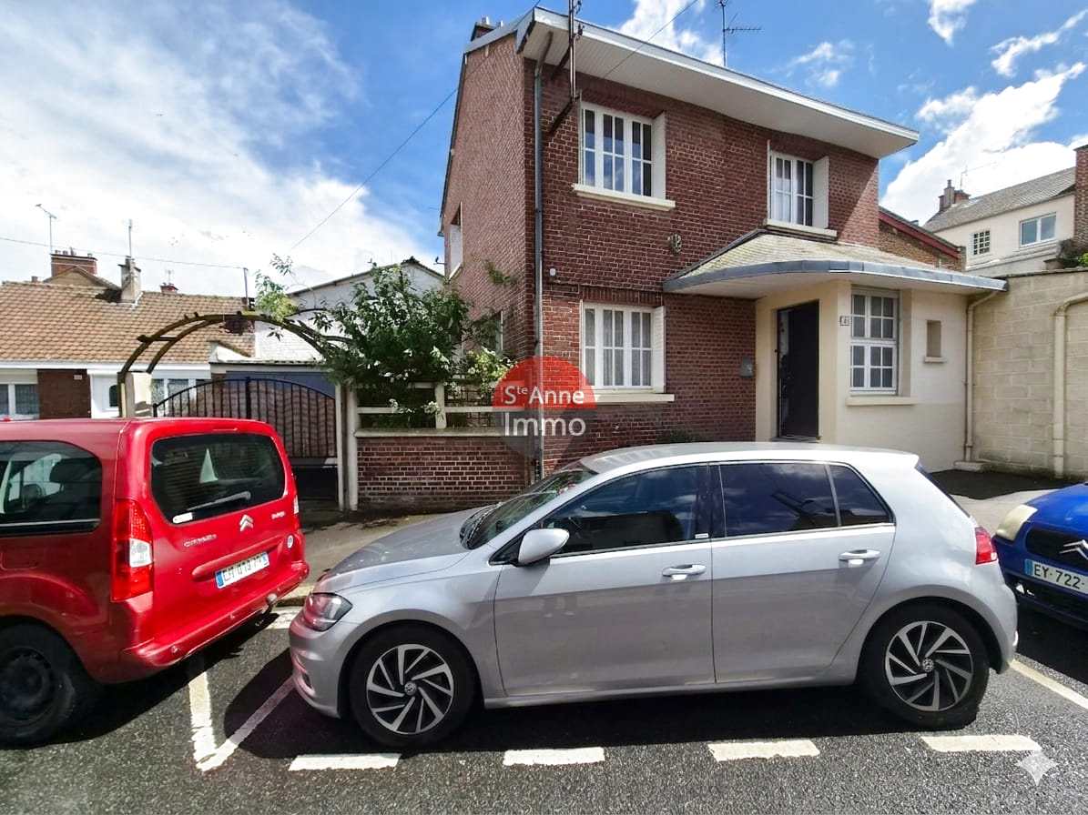 Immo80 – L'immobilier à Amiens et dans la Somme-AMIENS – 3MIN GARE – MAISON DE VILLE 105 M2 – 4 CHS AVEC JARDIN , GARAGE ET...