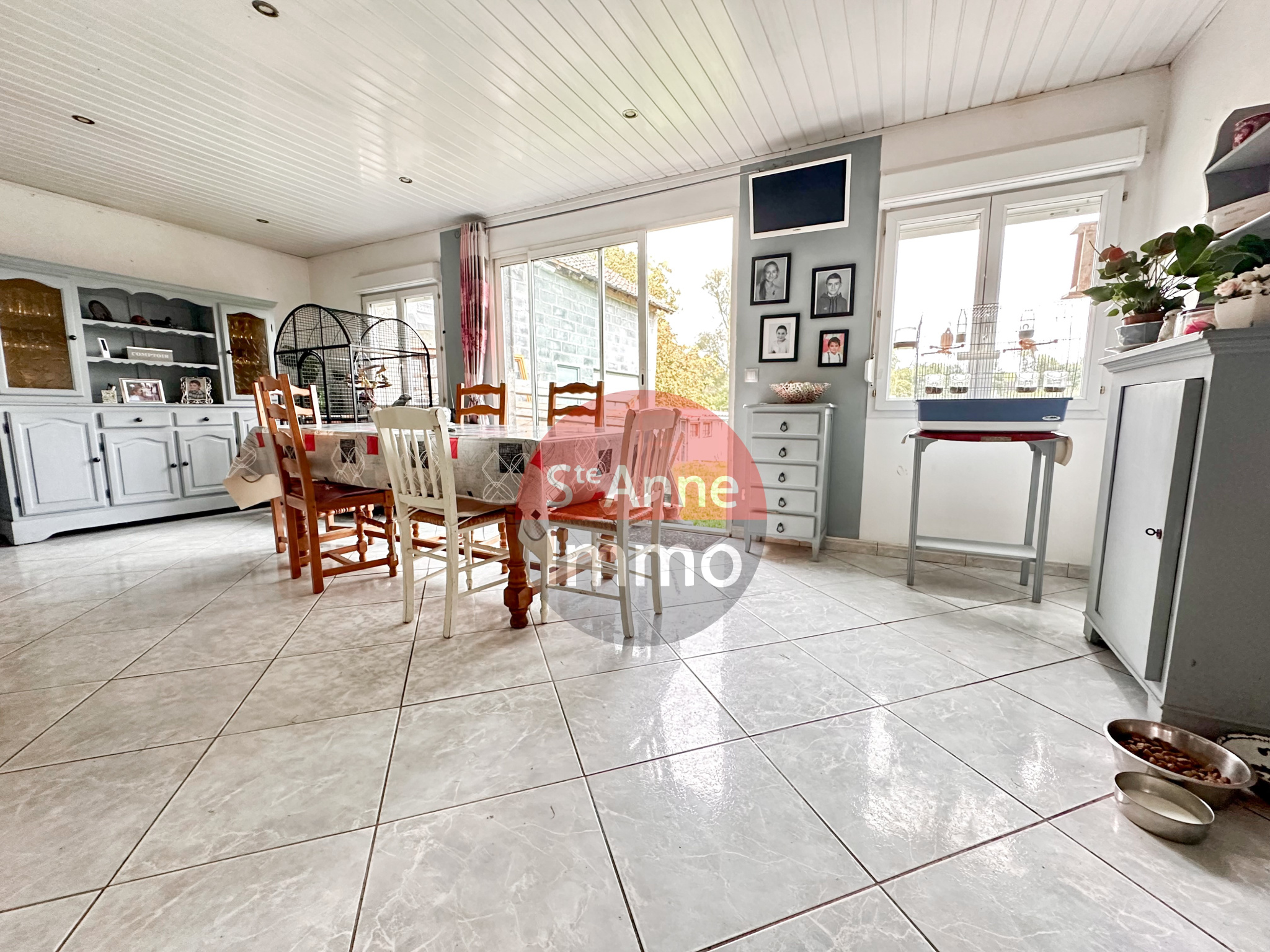 Immo80 – L'immobilier à Amiens et dans la Somme-YZEUX – MAISON – 170 M2 – 2 CHAMBRES – 1 BUREAU – CAVE – GRENIER – JARDIN – ETANG