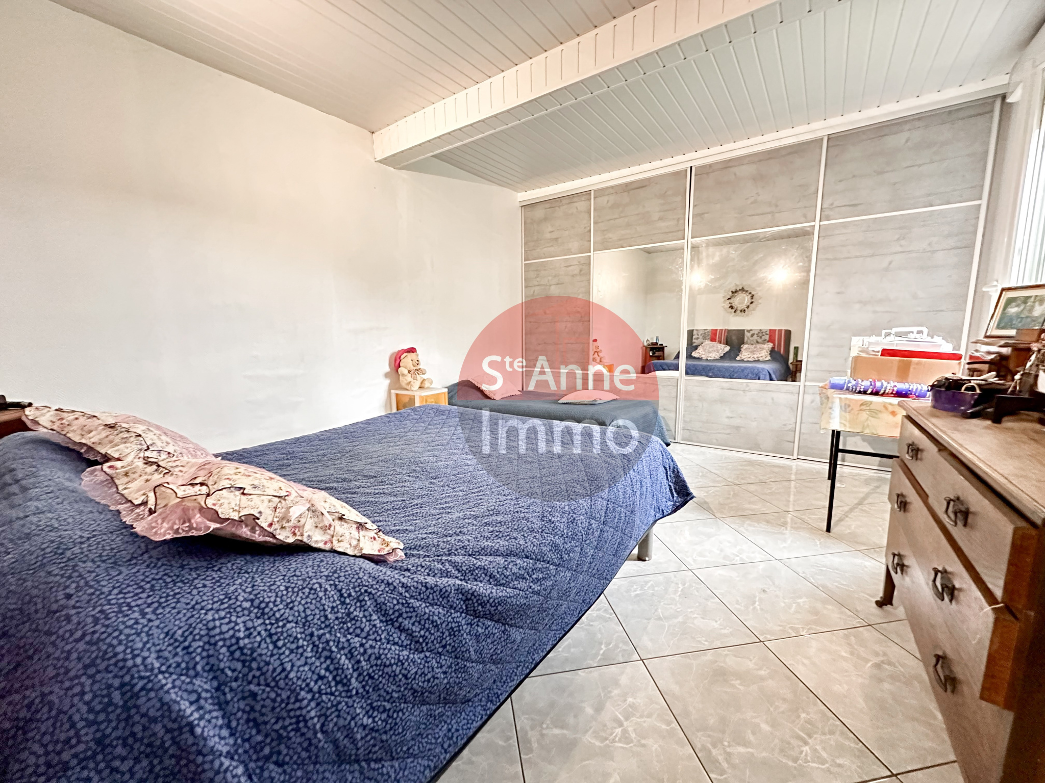 Immo80 – L'immobilier à Amiens et dans la Somme-YZEUX – MAISON – 170 M2 – 2 CHAMBRES – 1 BUREAU – CAVE – GRENIER – JARDIN – ETANG