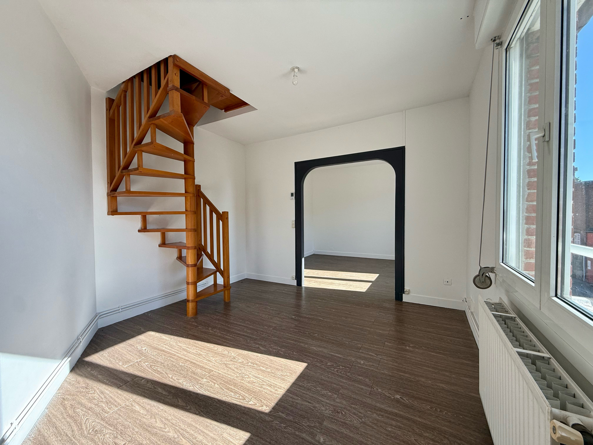 Immo80 – L'immobilier à Amiens et dans la Somme-AMIENS – SAINT HONORE – T3 – PLACE DE PARKING – GARAGE – CAVE
