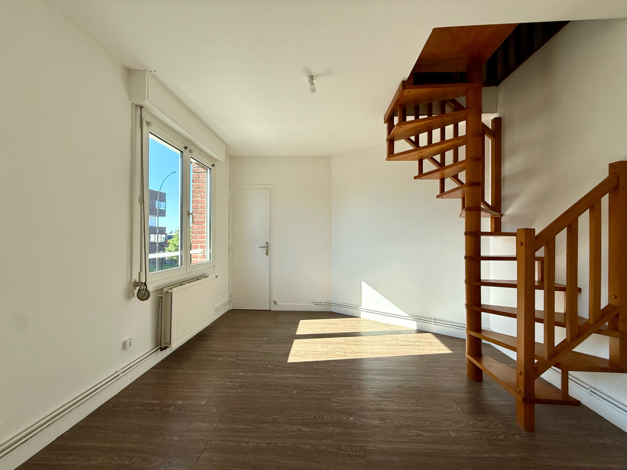 Immo80 – L'immobilier à Amiens et dans la Somme-AMIENS – SAINT HONORE – T3 – PLACE DE PARKING – GARAGE – CAVE