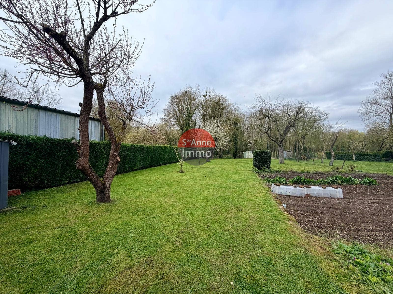 Immo80 – L'immobilier à Amiens et dans la Somme-THEZY-GLIMONT – MAISON – 110 M2 – 3 CHAMBRES – JARDIN – GARAGE