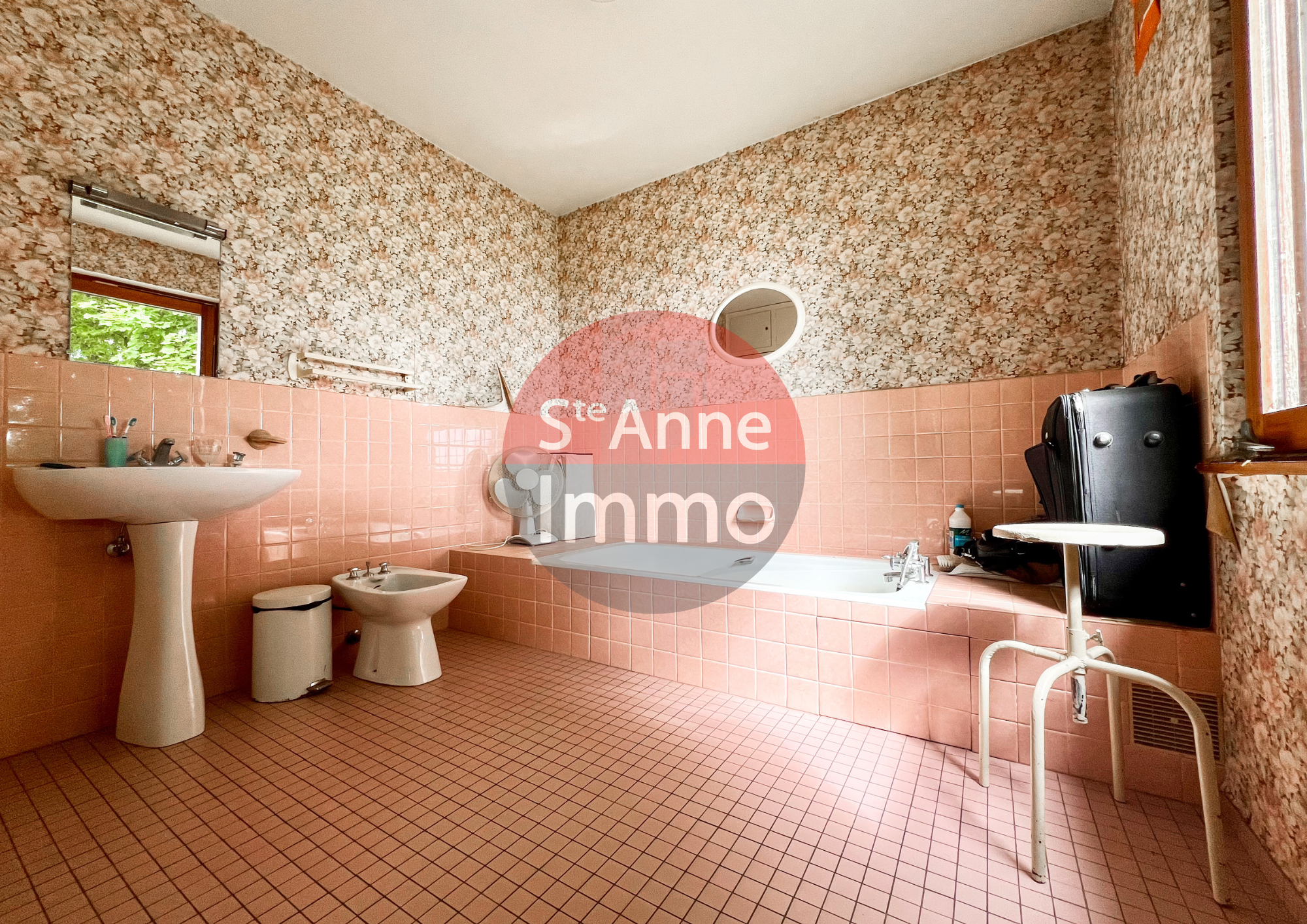 Immo80 – L'immobilier à Amiens et dans la Somme-PROCHE ALBERT – PAVILLON INDIVIDUEL /MAISON D’ARCHITECTE 170M2- 3 CHAMBRES – GRAND GARAGE