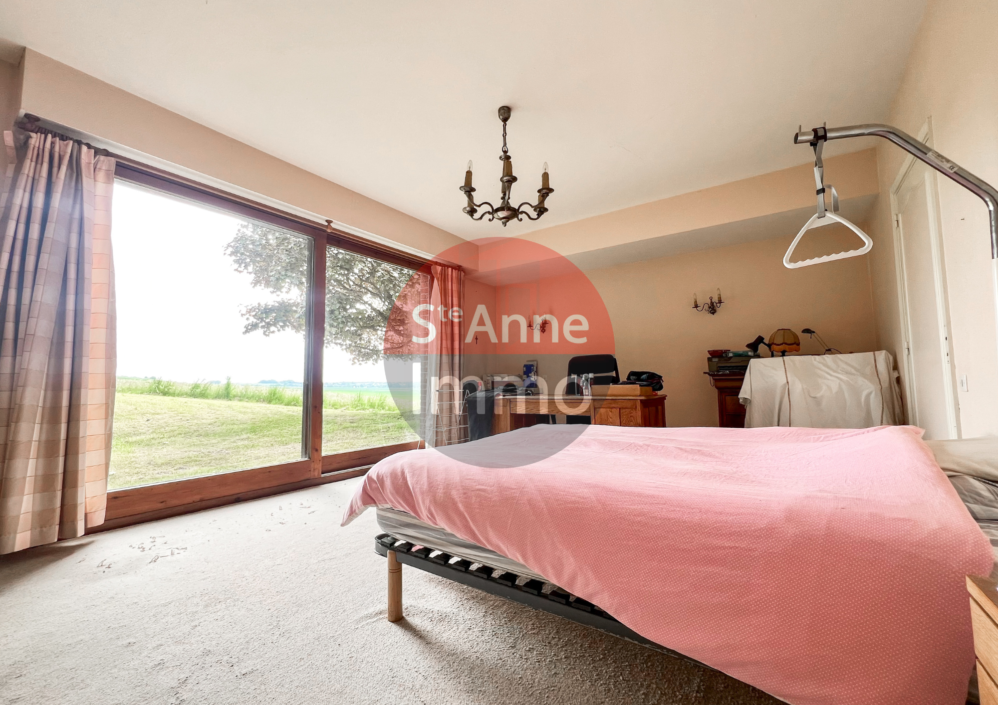 Immo80 – L'immobilier à Amiens et dans la Somme-PROCHE ALBERT – PAVILLON INDIVIDUEL /MAISON D’ARCHITECTE 170M2- 3 CHAMBRES – GRAND GARAGE