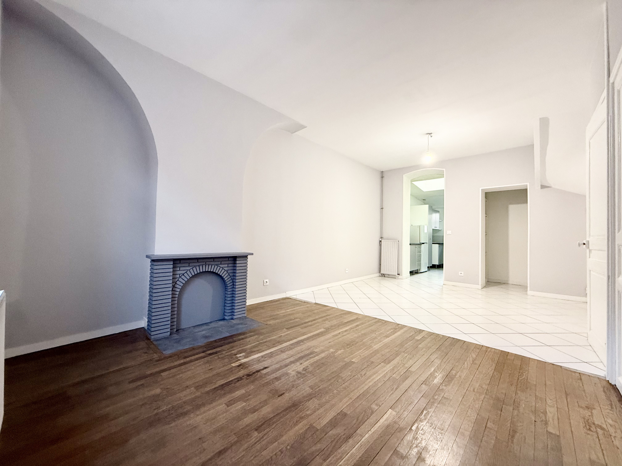 Immo80 – L'immobilier à Amiens et dans la Somme-LONGUEAU – AMIENOISE – 3 CHAMBRES – 1 BUREAU – COUR – JARDIN – DEPENDANCE