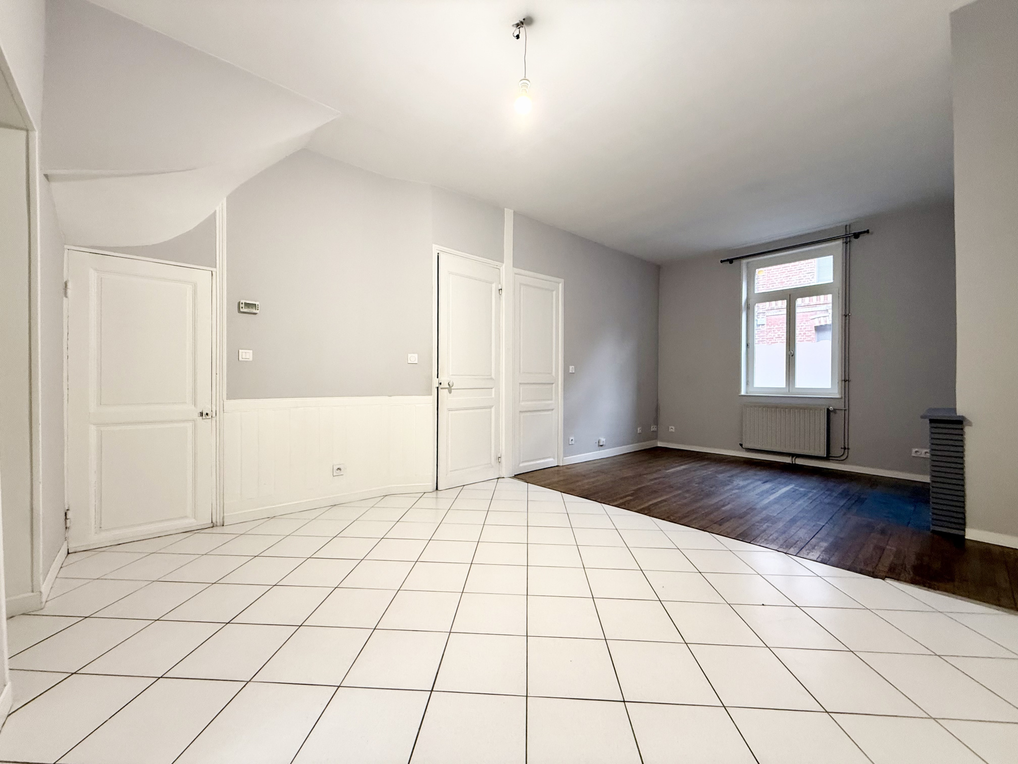 Immo80 – L'immobilier à Amiens et dans la Somme-LONGUEAU – AMIENOISE – 3 CHAMBRES – 1 BUREAU – COUR – JARDIN – DEPENDANCE