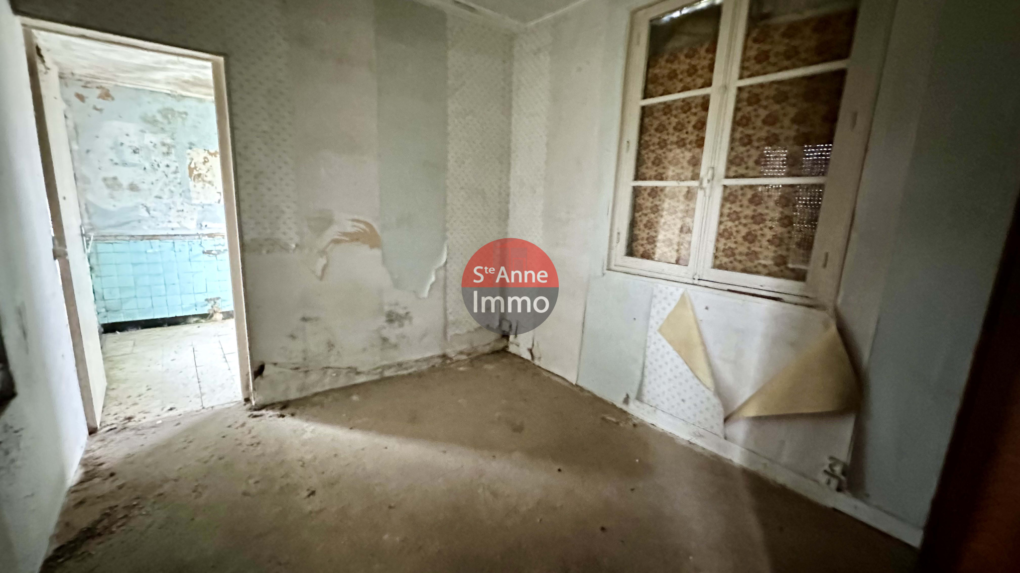 Immo80 – L'immobilier à Amiens et dans la Somme-ESSERTAUX – MAISON A RENOVER – TERRAIN DE 2319 M2