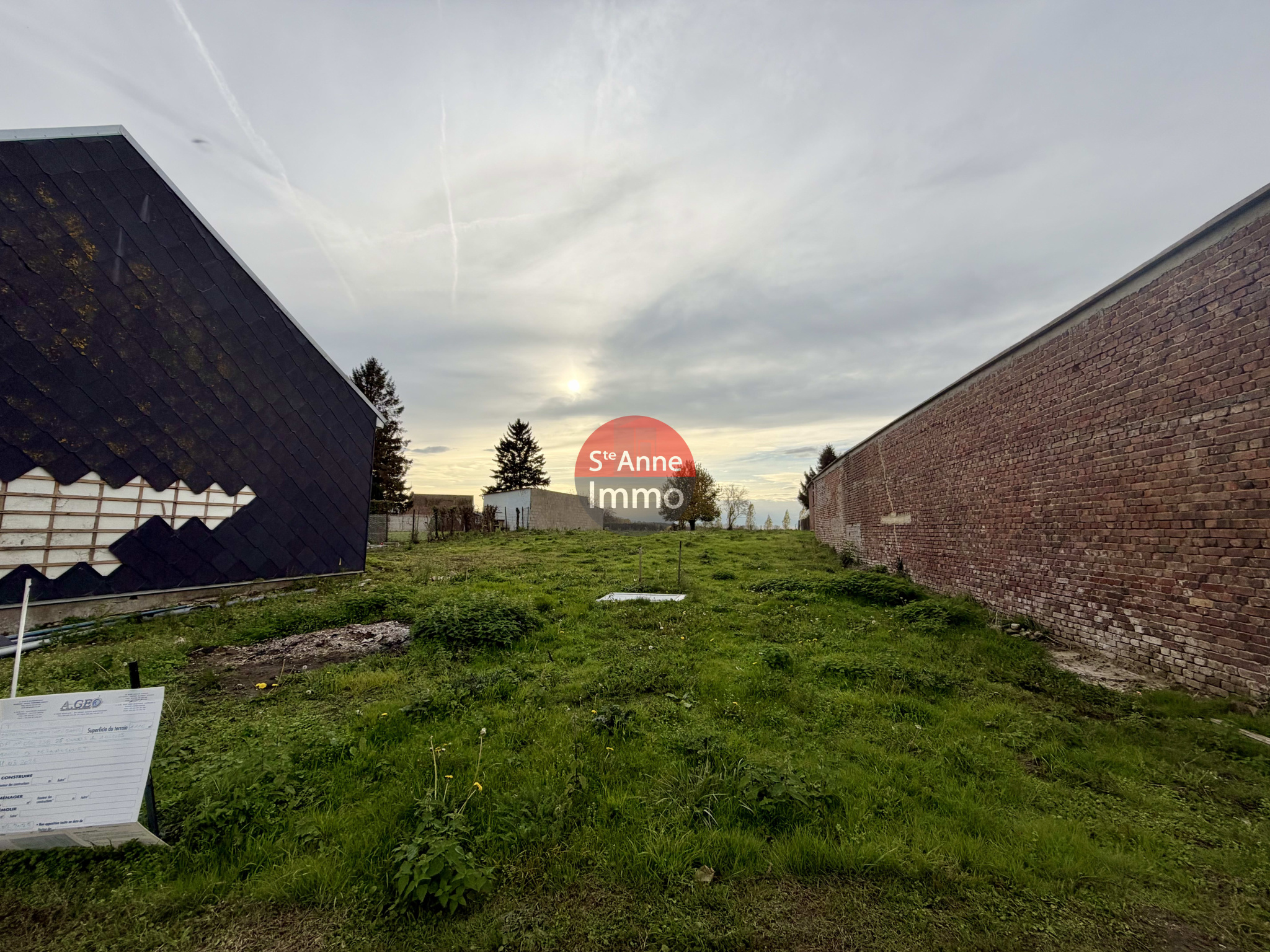 Immo80 – L'immobilier à Amiens et dans la Somme-TERRAIN À BÂTIR 1110m2 DERNANCOURT