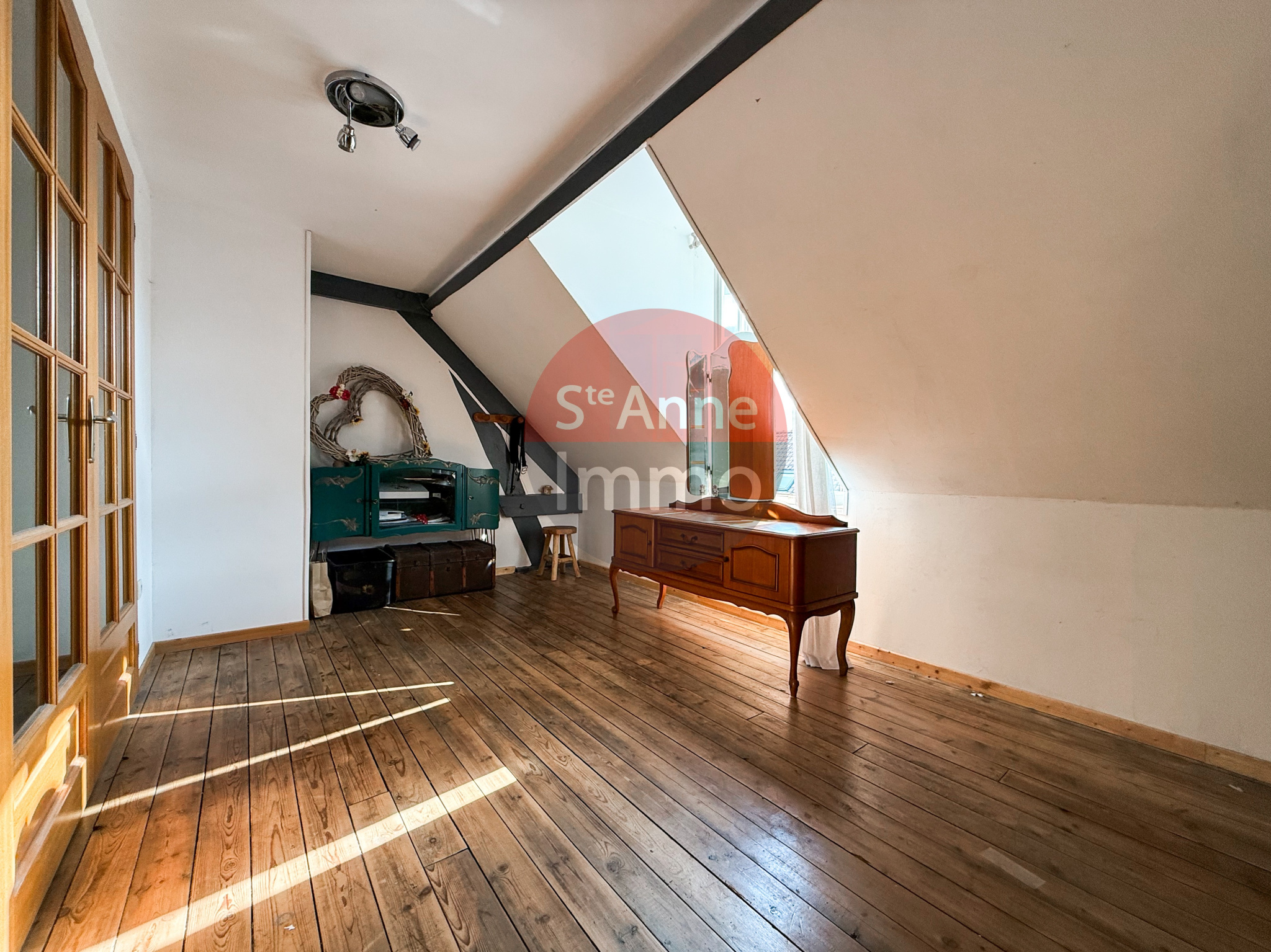 Immo80 – L'immobilier à Amiens et dans la Somme-CAIX – MAISON AVEC AUTONOMIE DE PLAIN PIED – 4 CHAMBRES – JARDIN – SOUS SOL COMPLET – GARAGE