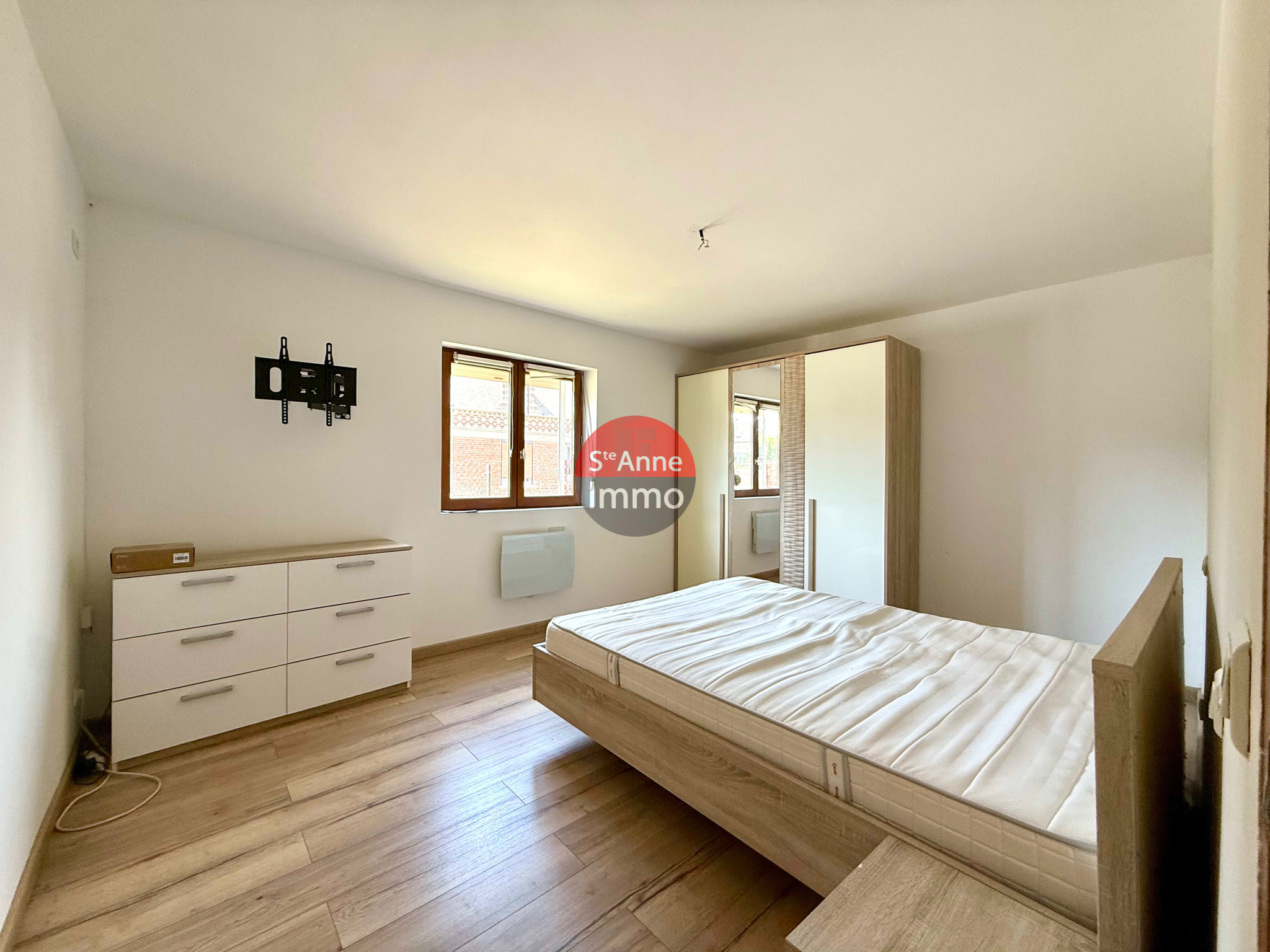 Immo80 – L'immobilier à Amiens et dans la Somme-LIANCOURT FOSSE – 120M2 – AUTONOMIE DE PLAIN PIED – 3 CHAMBRES – 1 BUREAU – GARAGE – DEPENDANCES – CAVE – JARD