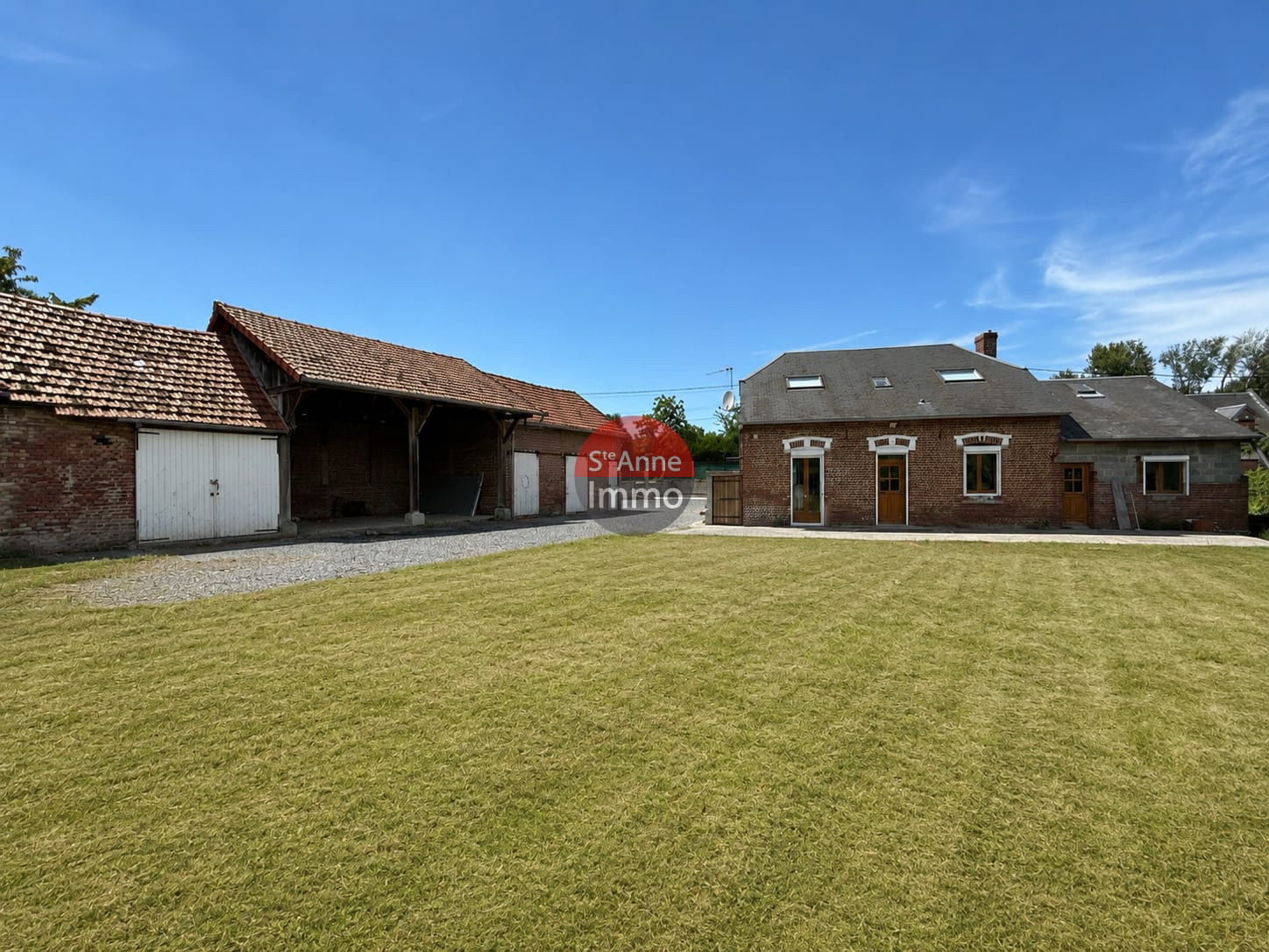 Immo80 – L'immobilier à Amiens et dans la Somme-LIANCOURT FOSSE – 120M2 – AUTONOMIE DE PLAIN PIED – 3 CHAMBRES – 1 BUREAU – GARAGE – DEPENDANCES – CAVE – JARD