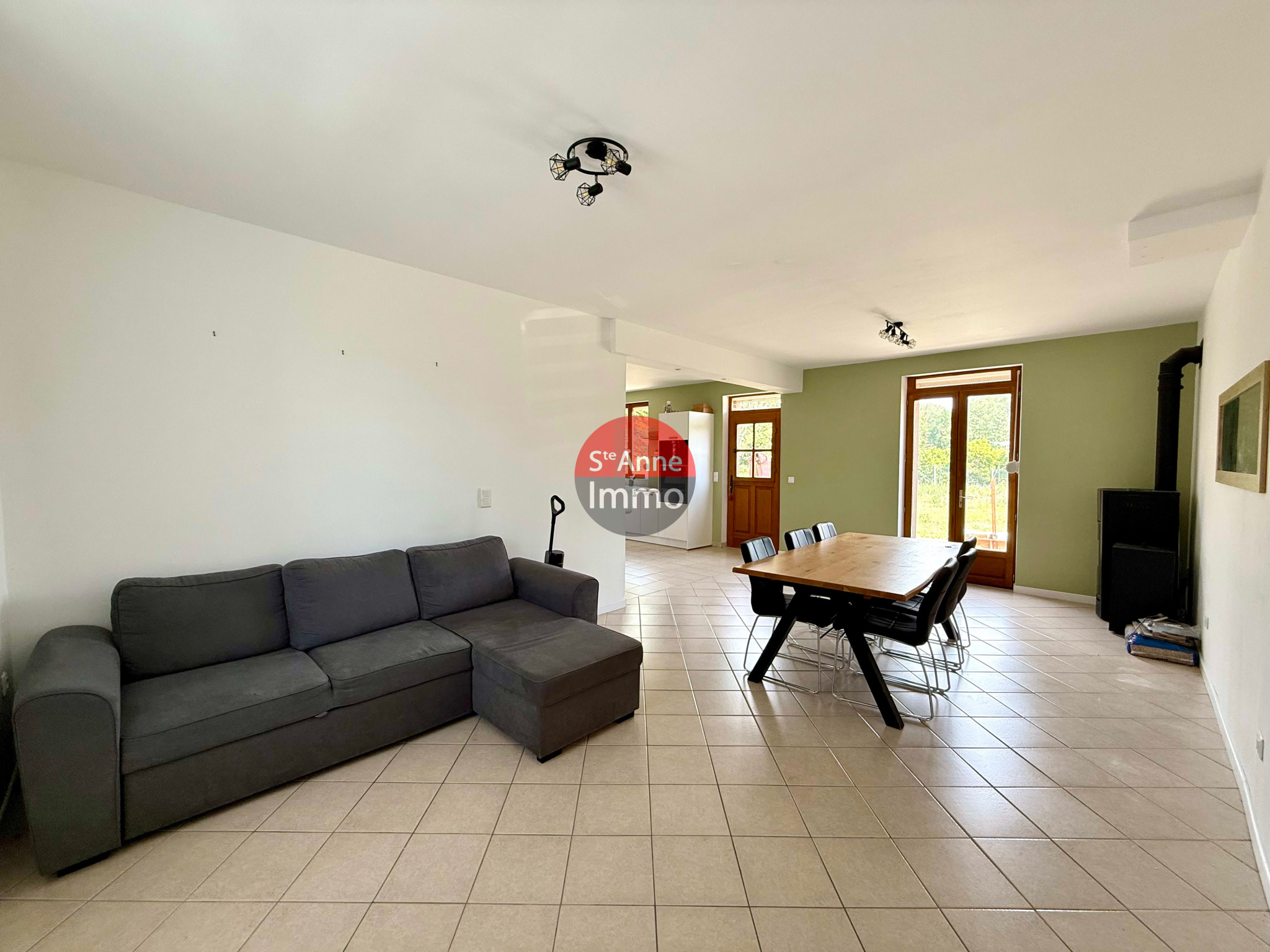Immo80 – L'immobilier à Amiens et dans la Somme-LIANCOURT FOSSE – 120M2 – AUTONOMIE DE PLAIN PIED – 3 CHAMBRES – 1 BUREAU – GARAGE – DEPENDANCES – CAVE – JARD