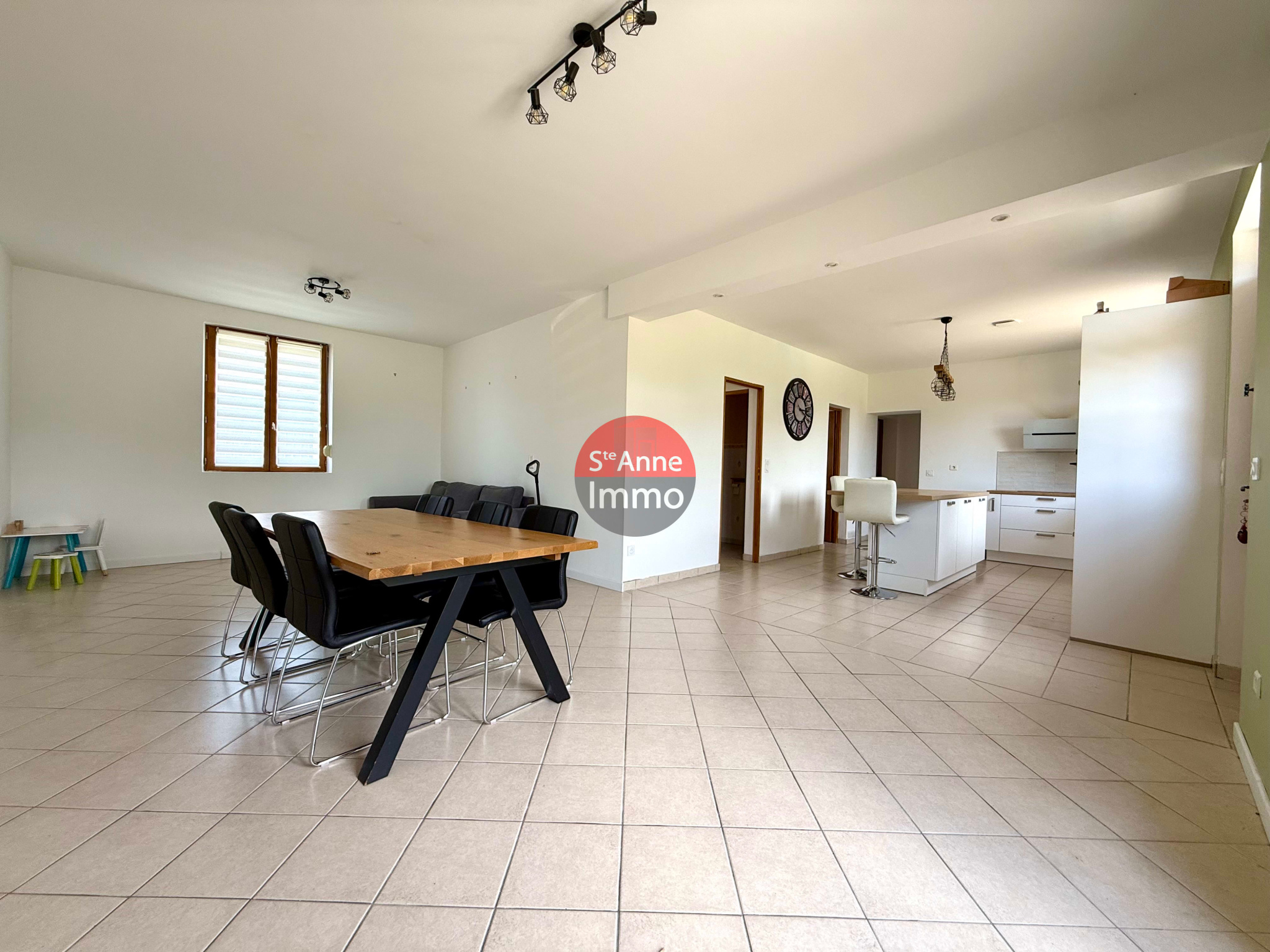 Immo80 – L'immobilier à Amiens et dans la Somme-LIANCOURT FOSSE – 120M2 – AUTONOMIE DE PLAIN PIED – 3 CHAMBRES – 1 BUREAU – GARAGE – DEPENDANCES – CAVE – JARD