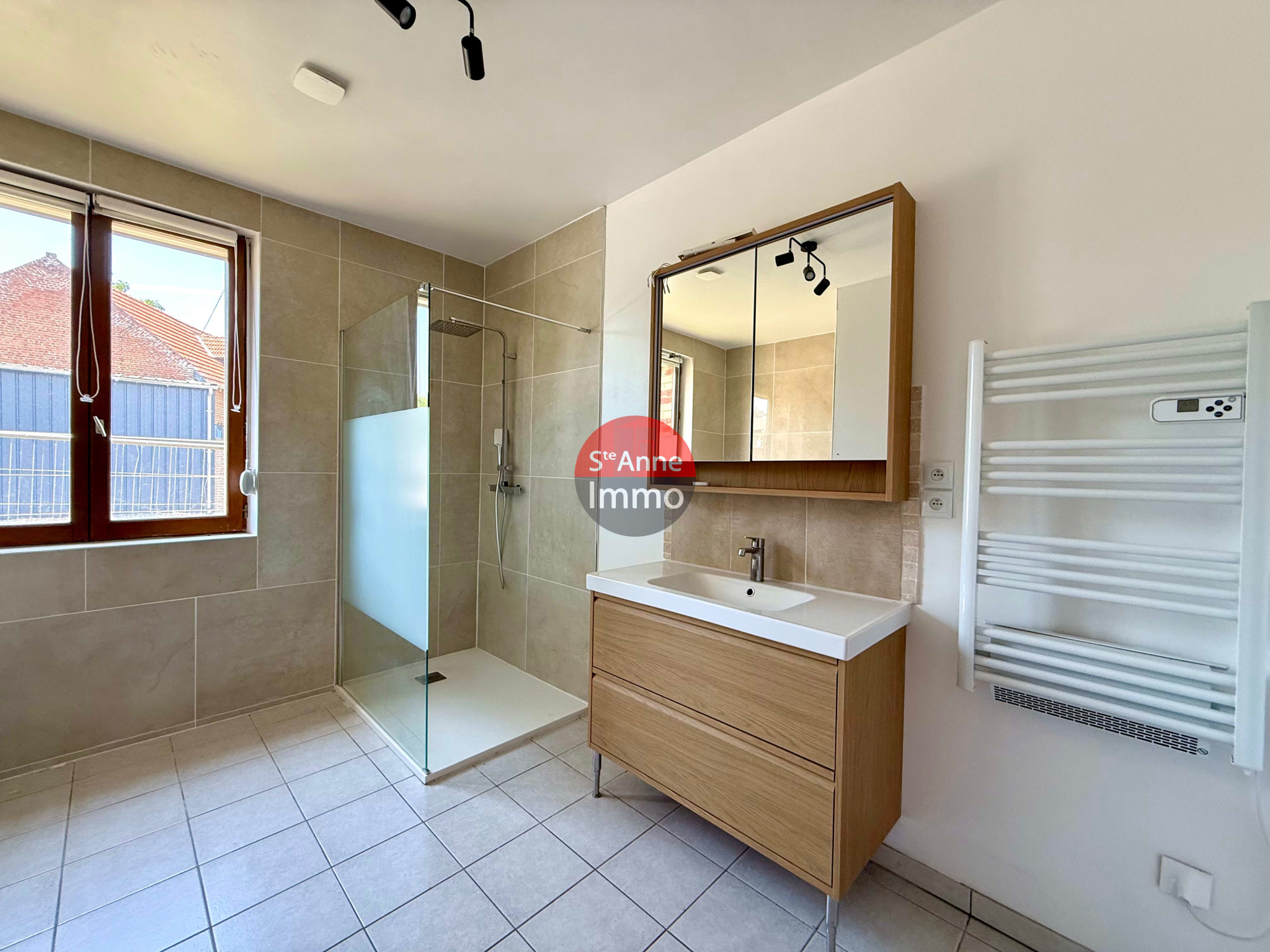 Immo80 – L'immobilier à Amiens et dans la Somme-LIANCOURT FOSSE – 120M2 – AUTONOMIE DE PLAIN PIED – 3 CHAMBRES – 1 BUREAU – GARAGE – DEPENDANCES – CAVE – JARD